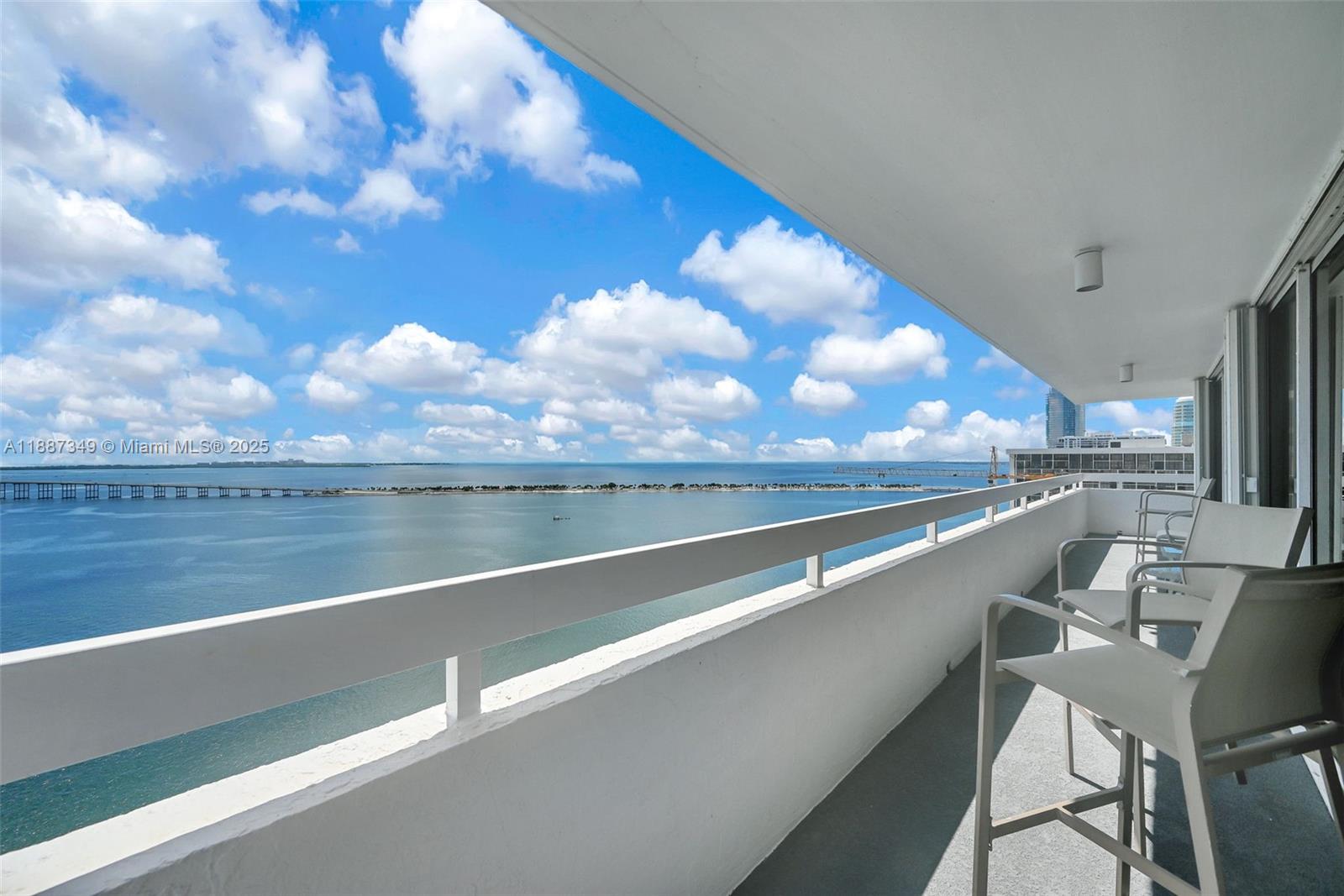 1627 Brickell Ave #2507