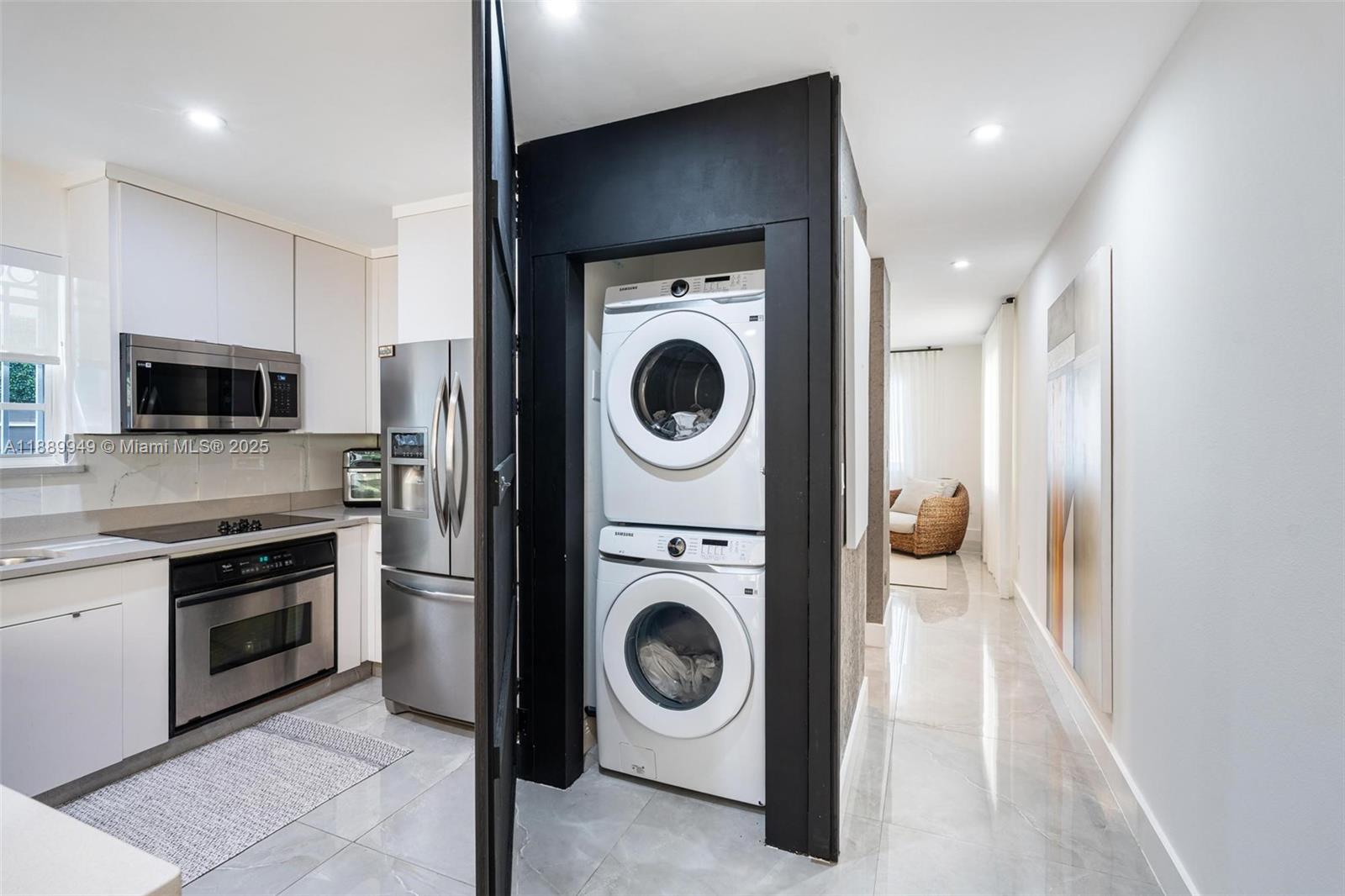 2752 SW 11th St Miami, FL 33135