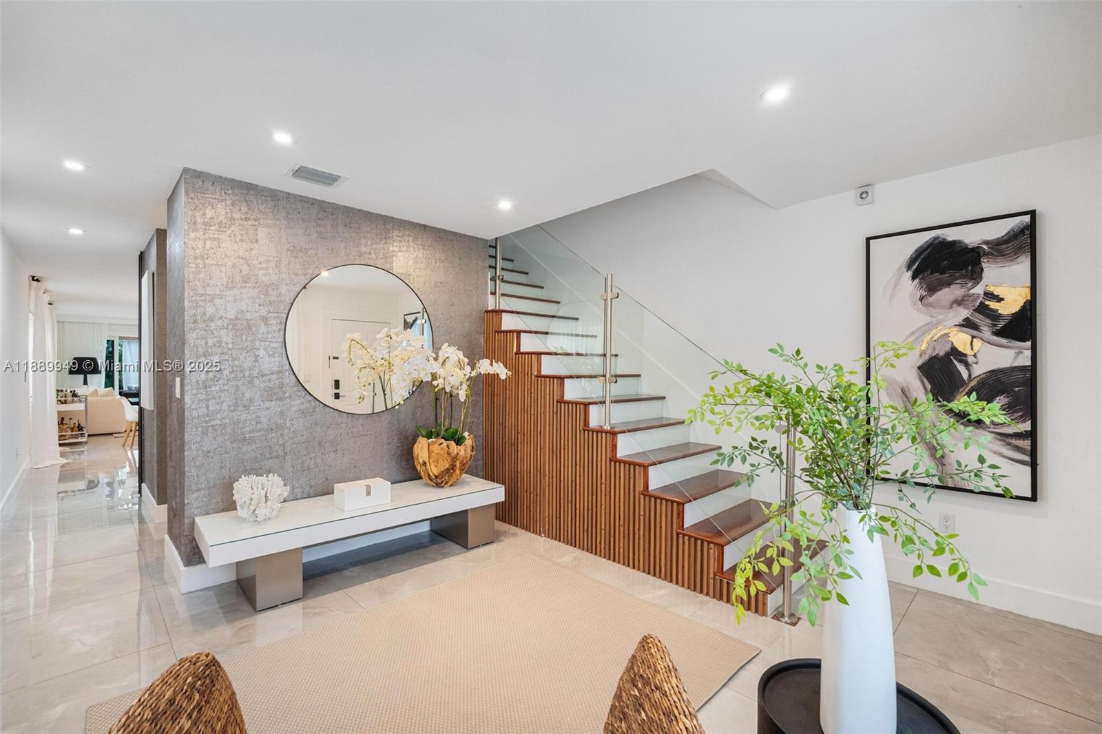 2752 SW 11th St Miami, FL 33135