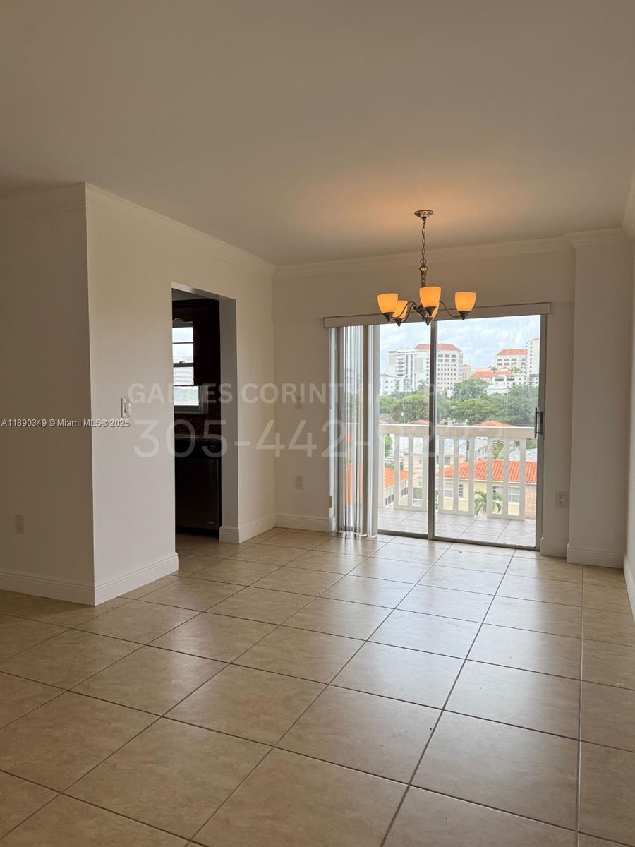 22 Salamanca Ave #502