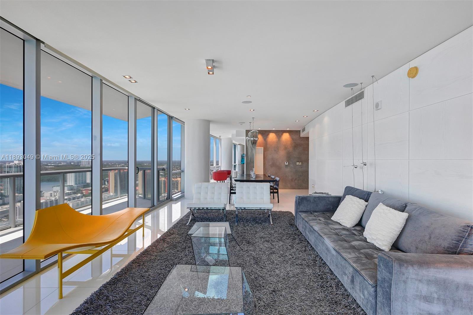 17121 Collins Ave #3501