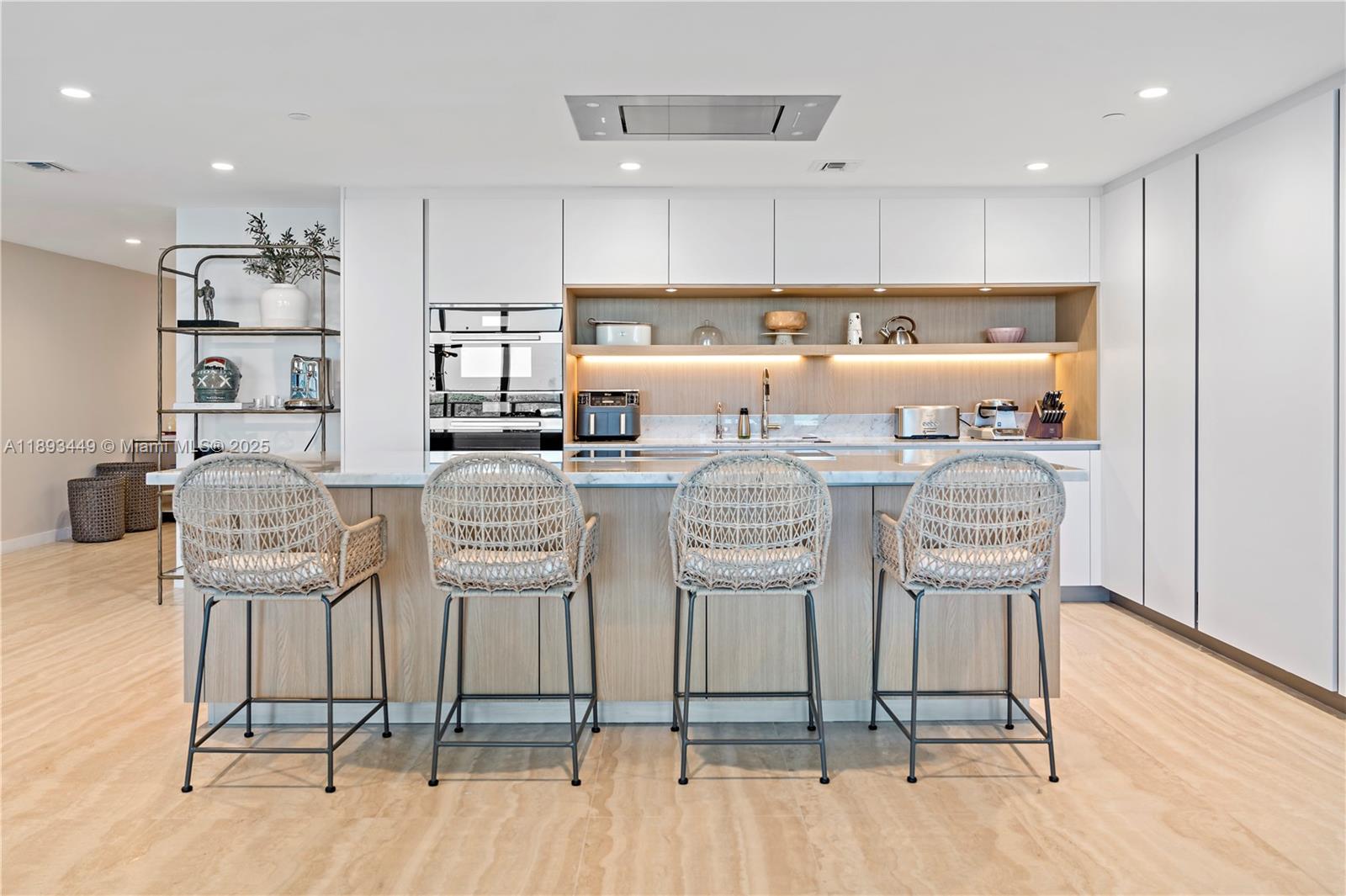 1135 103rd St #PH2 Bay Harbor Islands, FL 33154