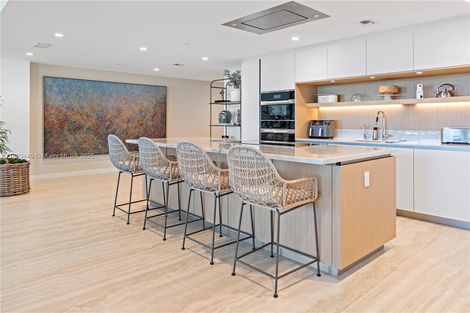 1135 103rd St #PH2 Bay Harbor Islands, FL 33154