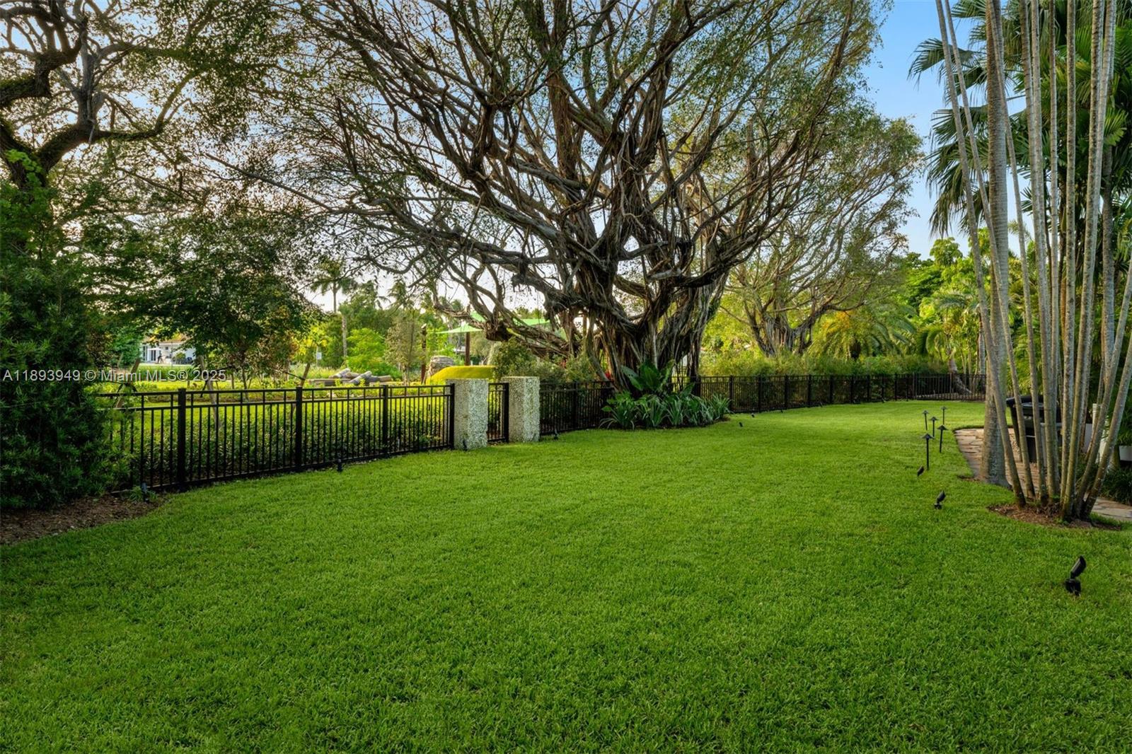 755 Blue Rd Coral Gables, FL 33146