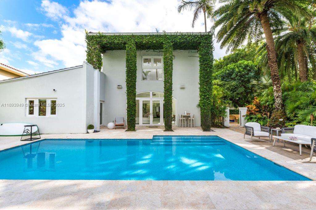 755 Blue Rd Coral Gables, FL 33146