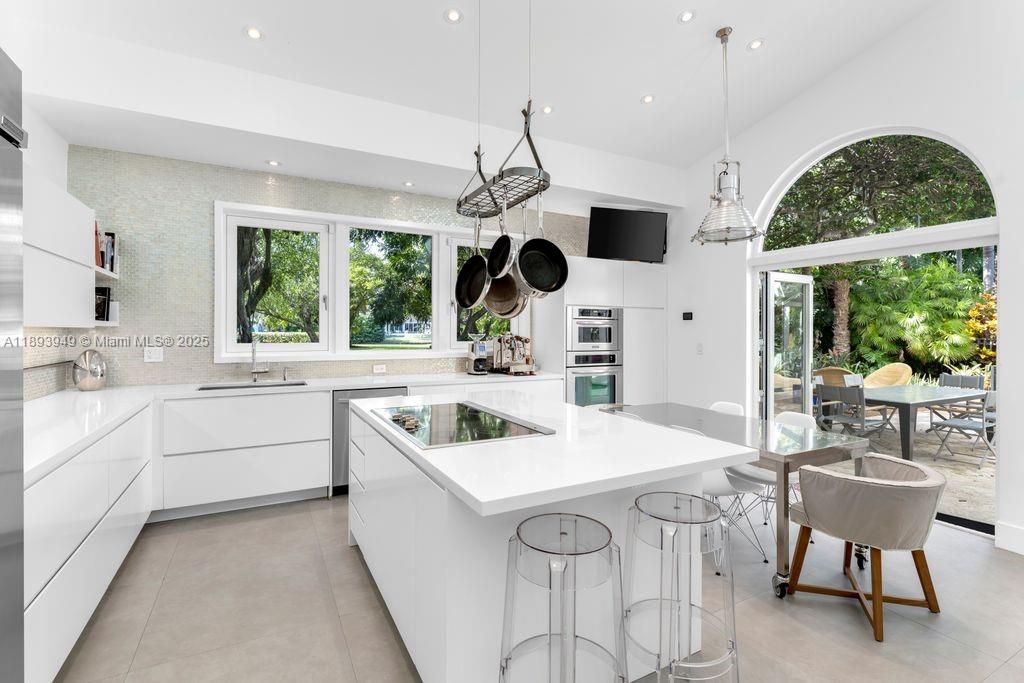 755 Blue Rd Coral Gables, FL 33146