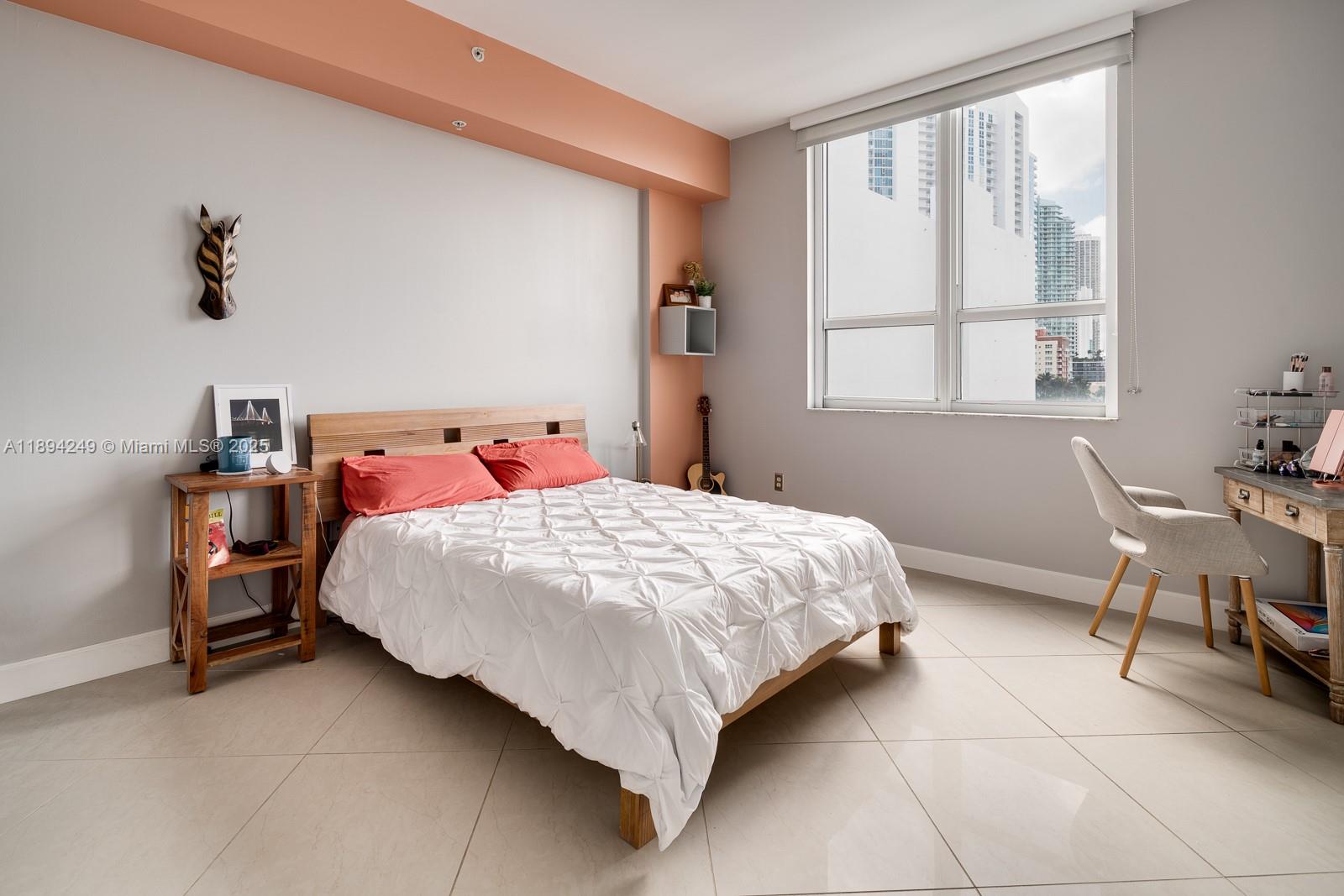 image Uptown Lofts Condo6