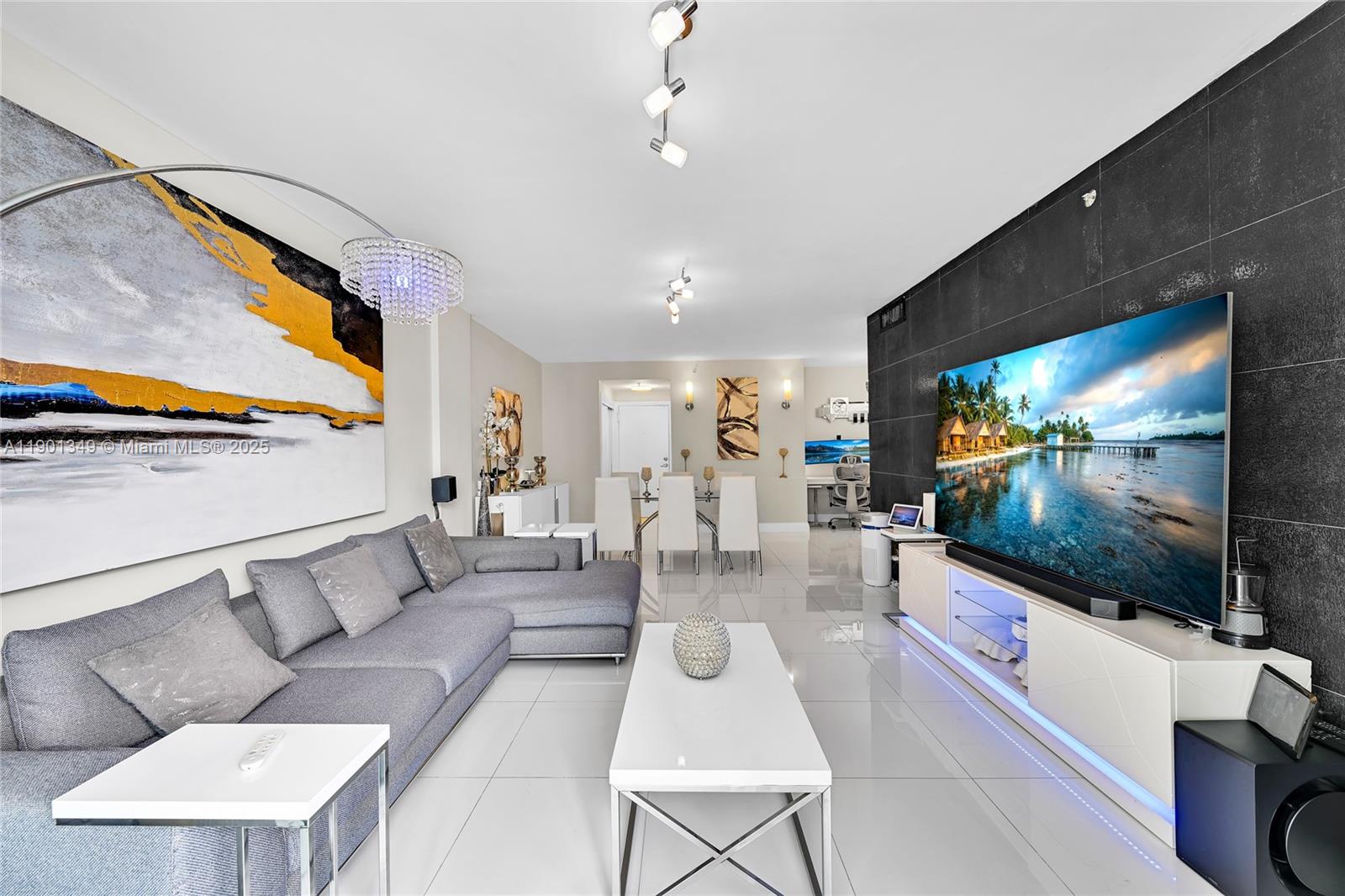 3001 S Ocean Dr #1513