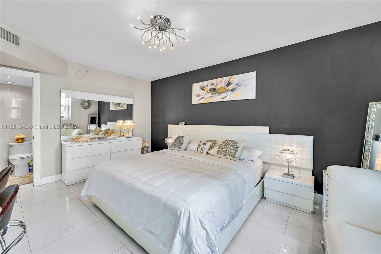 3001 S Ocean Dr #1513 Hollywood, FL 33019