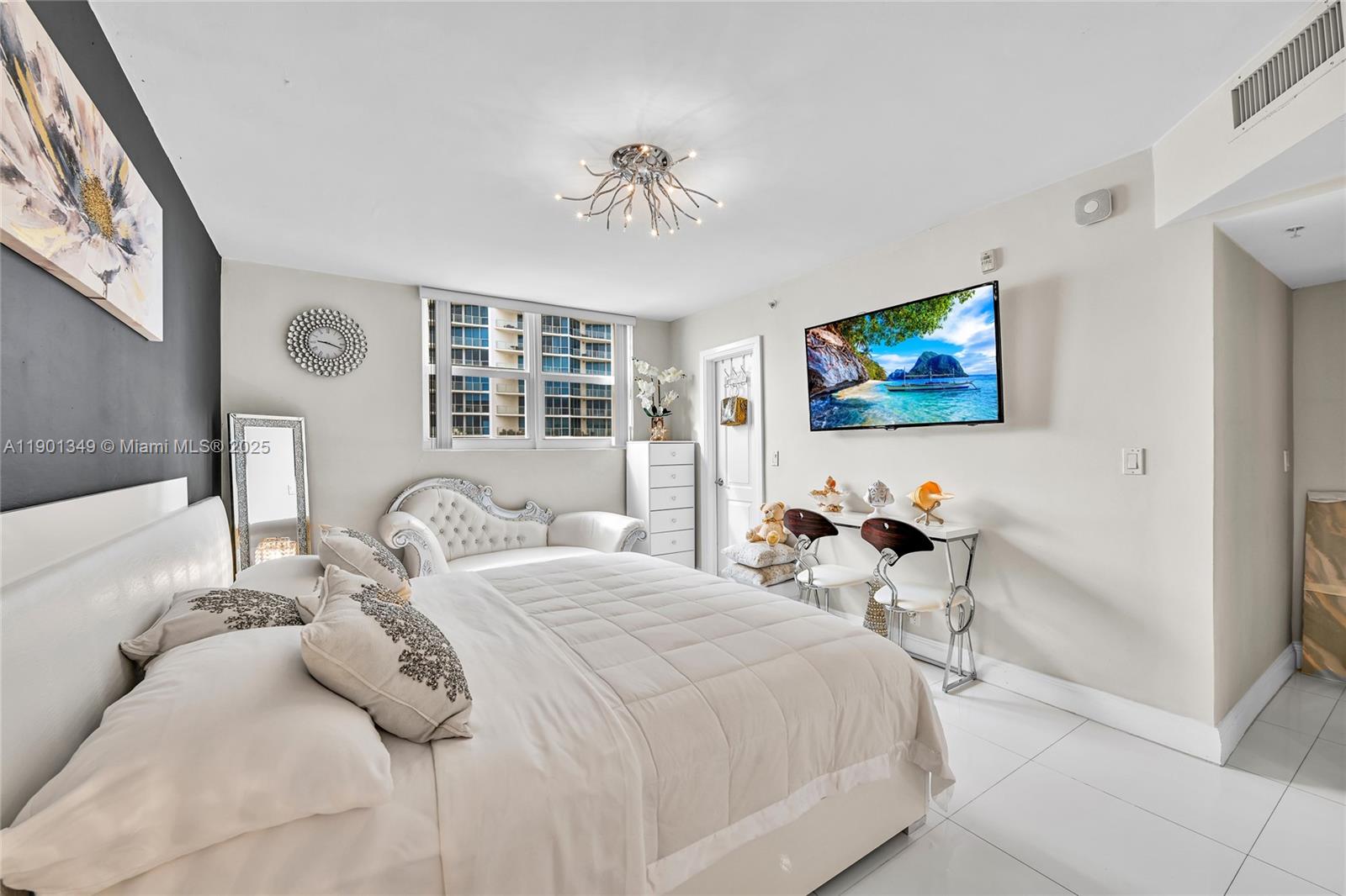 3001 S Ocean Dr #1513 Hollywood, FL 33019