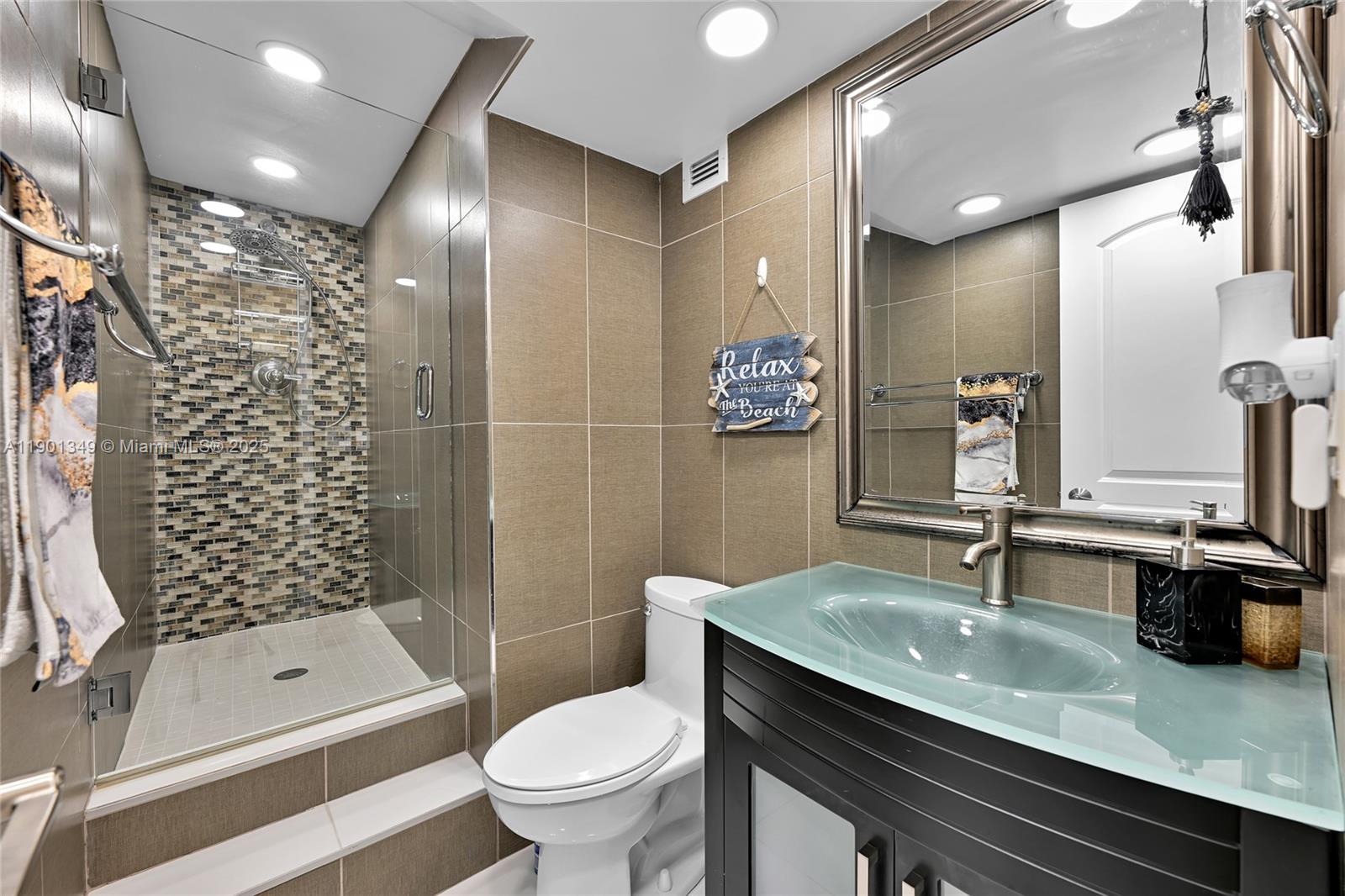 3001 S Ocean Dr #1513 Hollywood, FL 33019