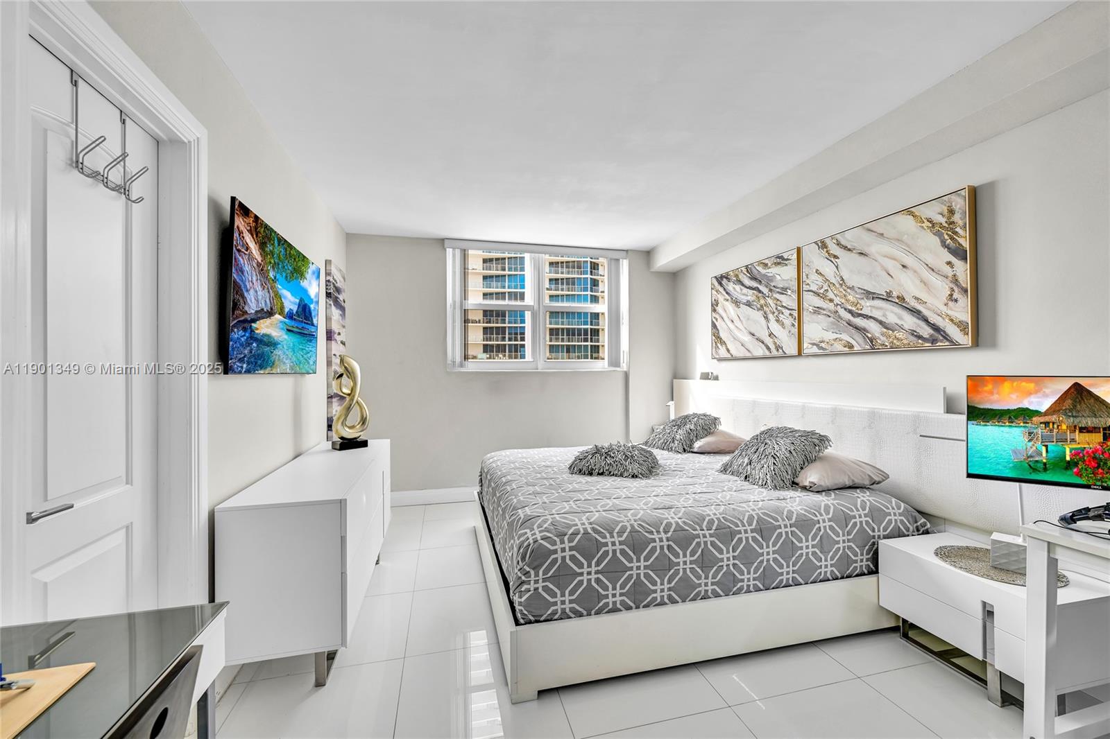 3001 S Ocean Dr #1513 Hollywood, FL 33019