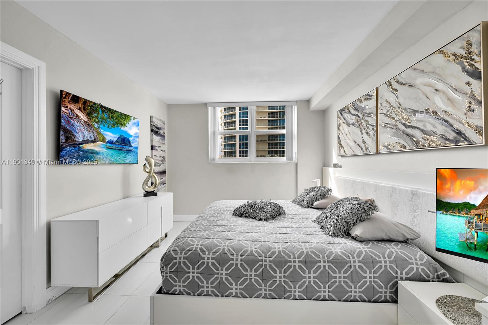 3001 S Ocean Dr #1513 Hollywood, FL 33019