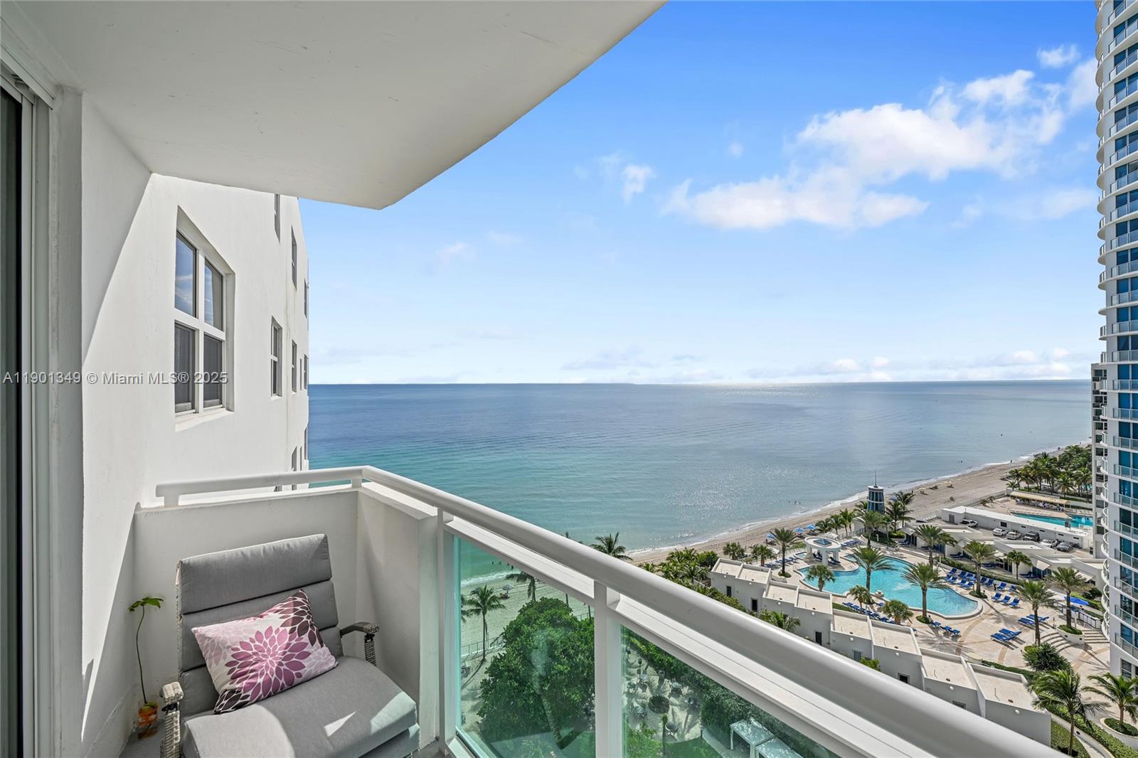 3001 S Ocean Dr #1513 Hollywood, FL 33019