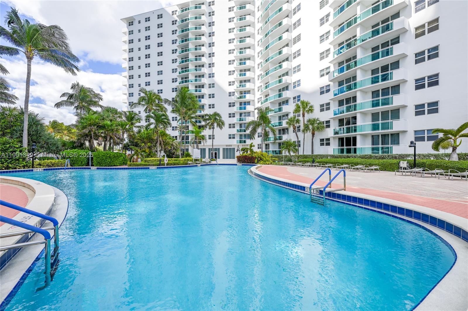 3001 S Ocean Dr #1513 Hollywood, FL 33019