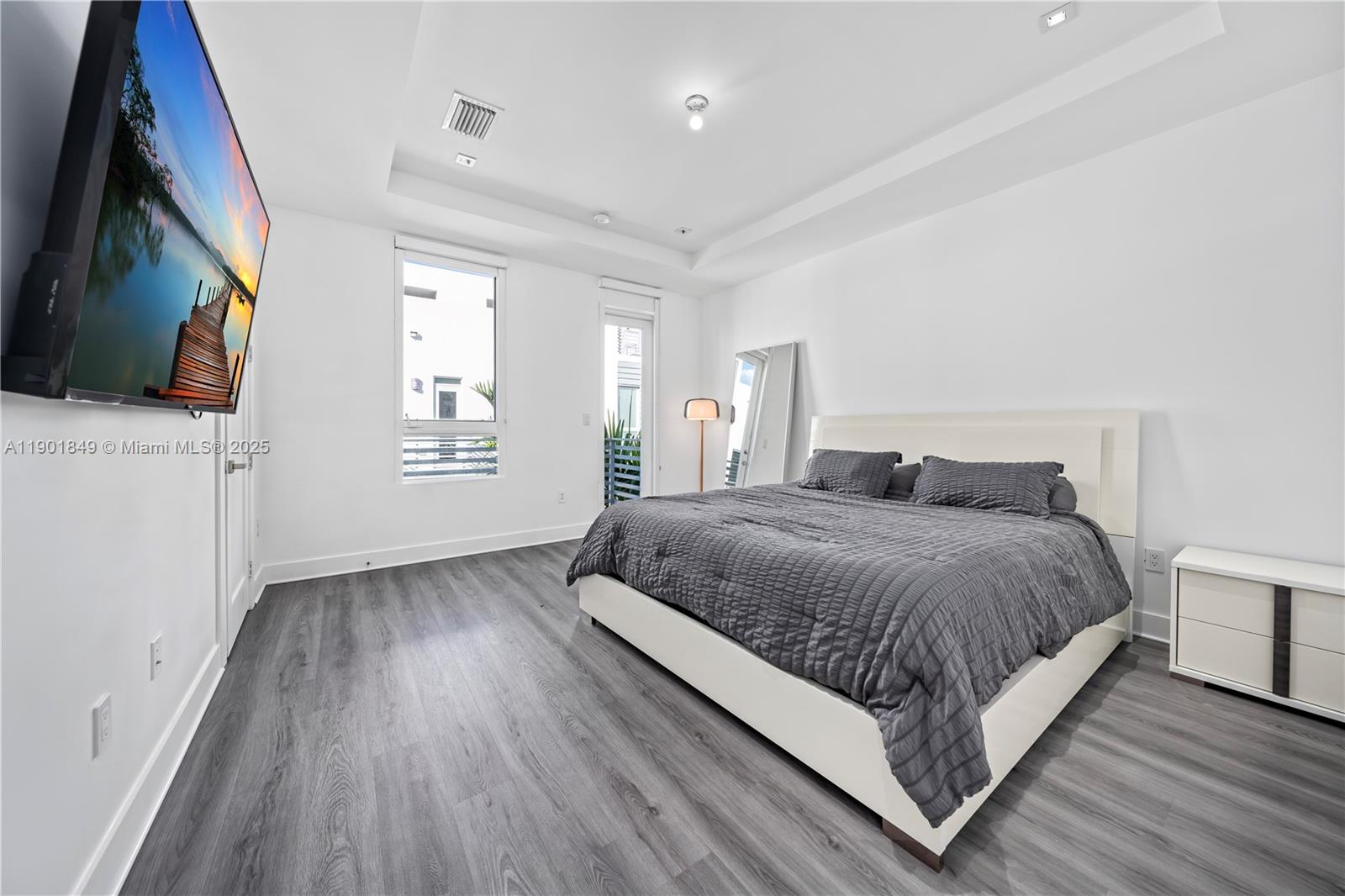 9153 NW 33rd St Doral, FL 33172