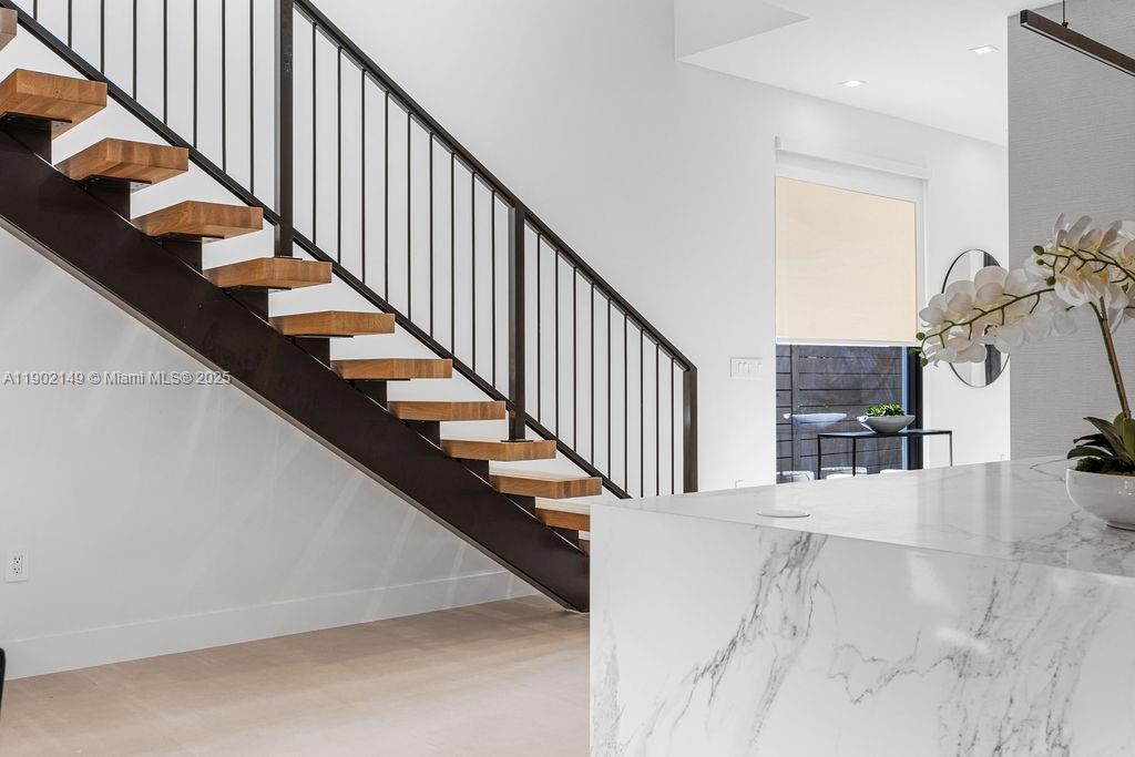 1220 NE 13th Ave Fort Lauderdale, FL 33304