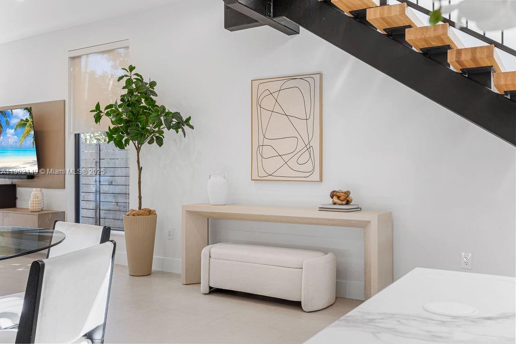 1220 NE 13th Ave Fort Lauderdale, FL 33304