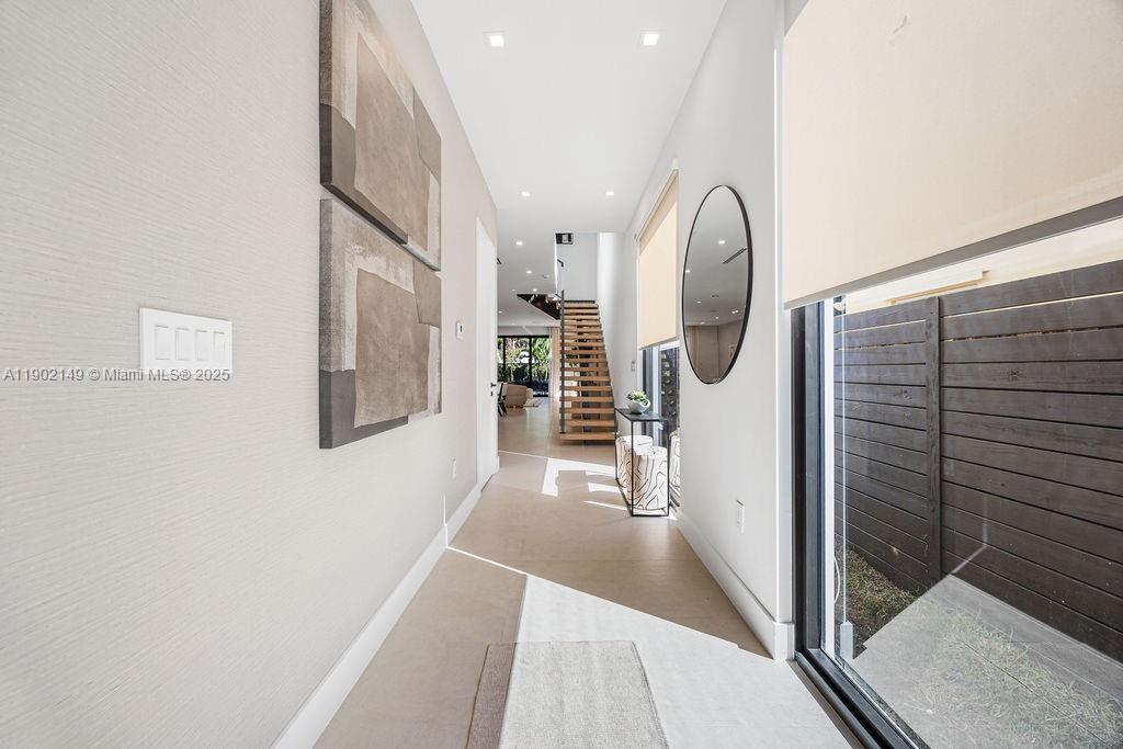 1220 NE 13th Ave Fort Lauderdale, FL 33304