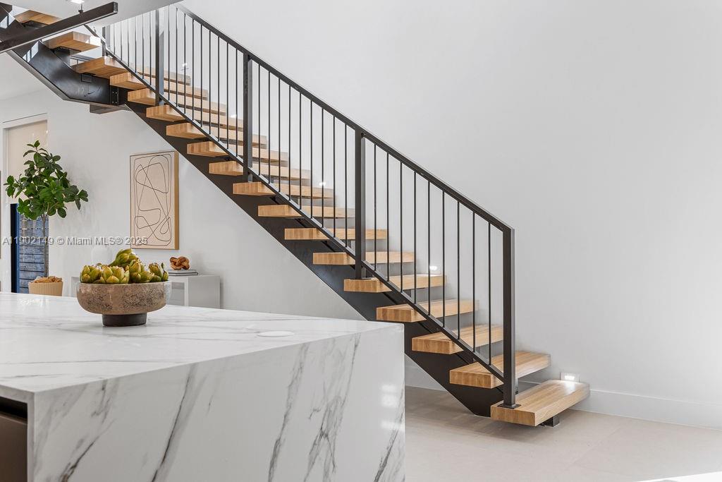 1220 NE 13th Ave Fort Lauderdale, FL 33304