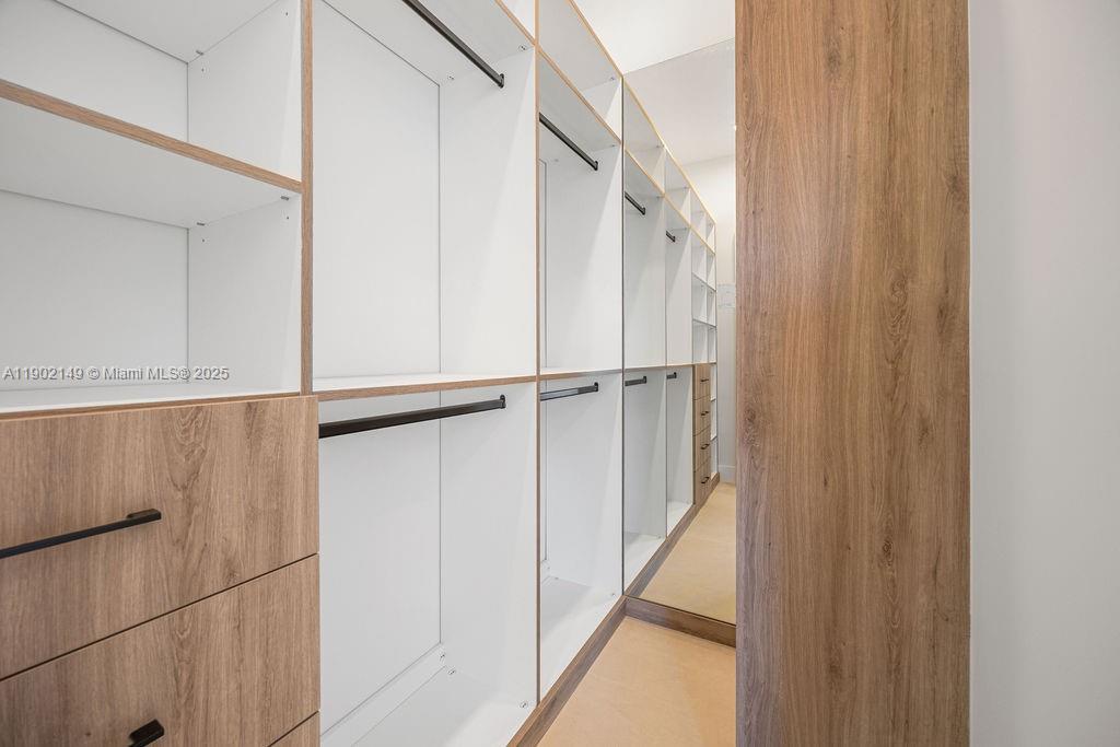 1220 NE 13th Ave Fort Lauderdale, FL 33304