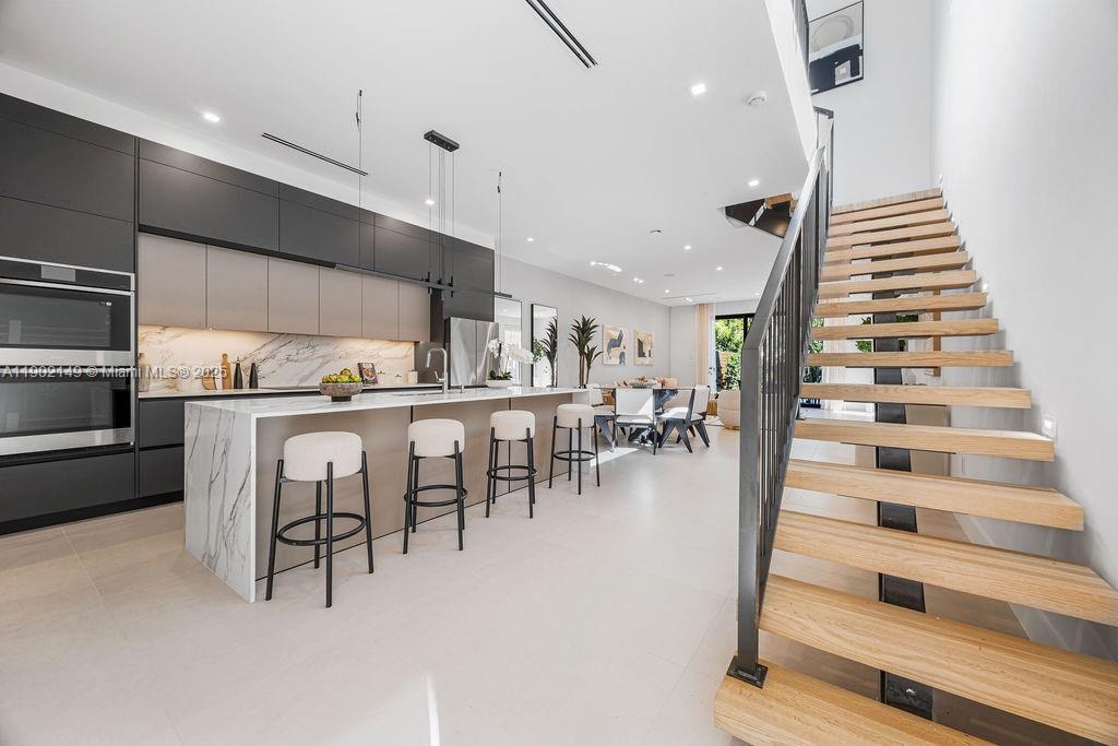 1220 NE 13th Ave Fort Lauderdale, FL 33304