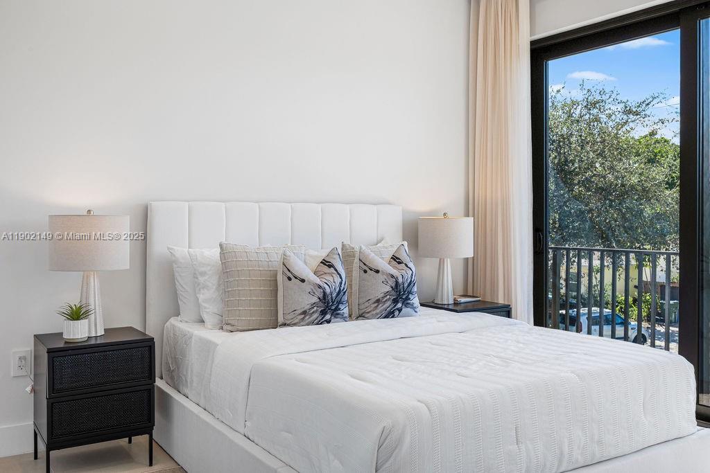 1220 NE 13th Ave Fort Lauderdale, FL 33304