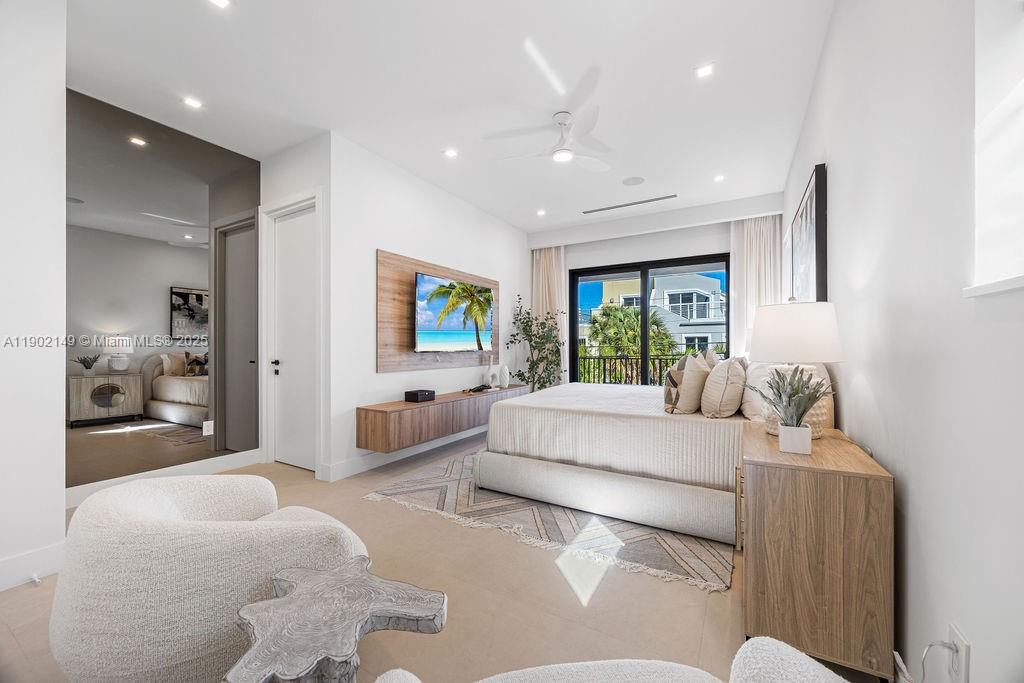 1220 NE 13th Ave Fort Lauderdale, FL 33304