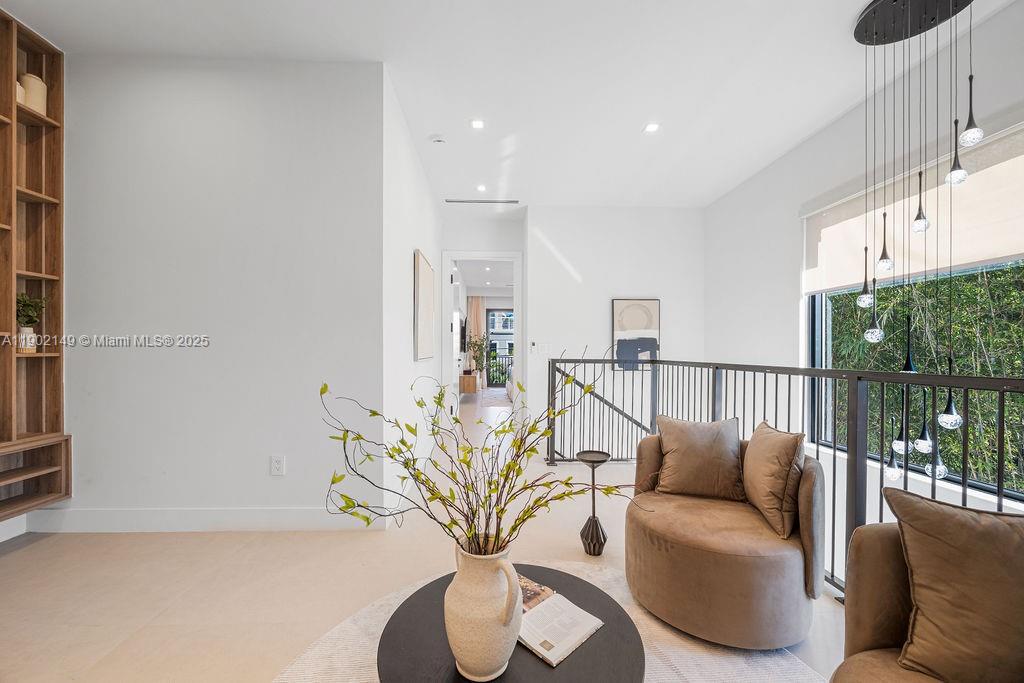 1220 NE 13th Ave Fort Lauderdale, FL 33304