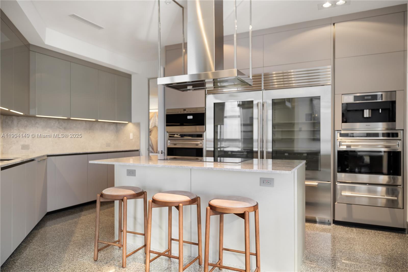 18201 Collins Ave #TS-1 Sunny Isles Beach, FL 33160