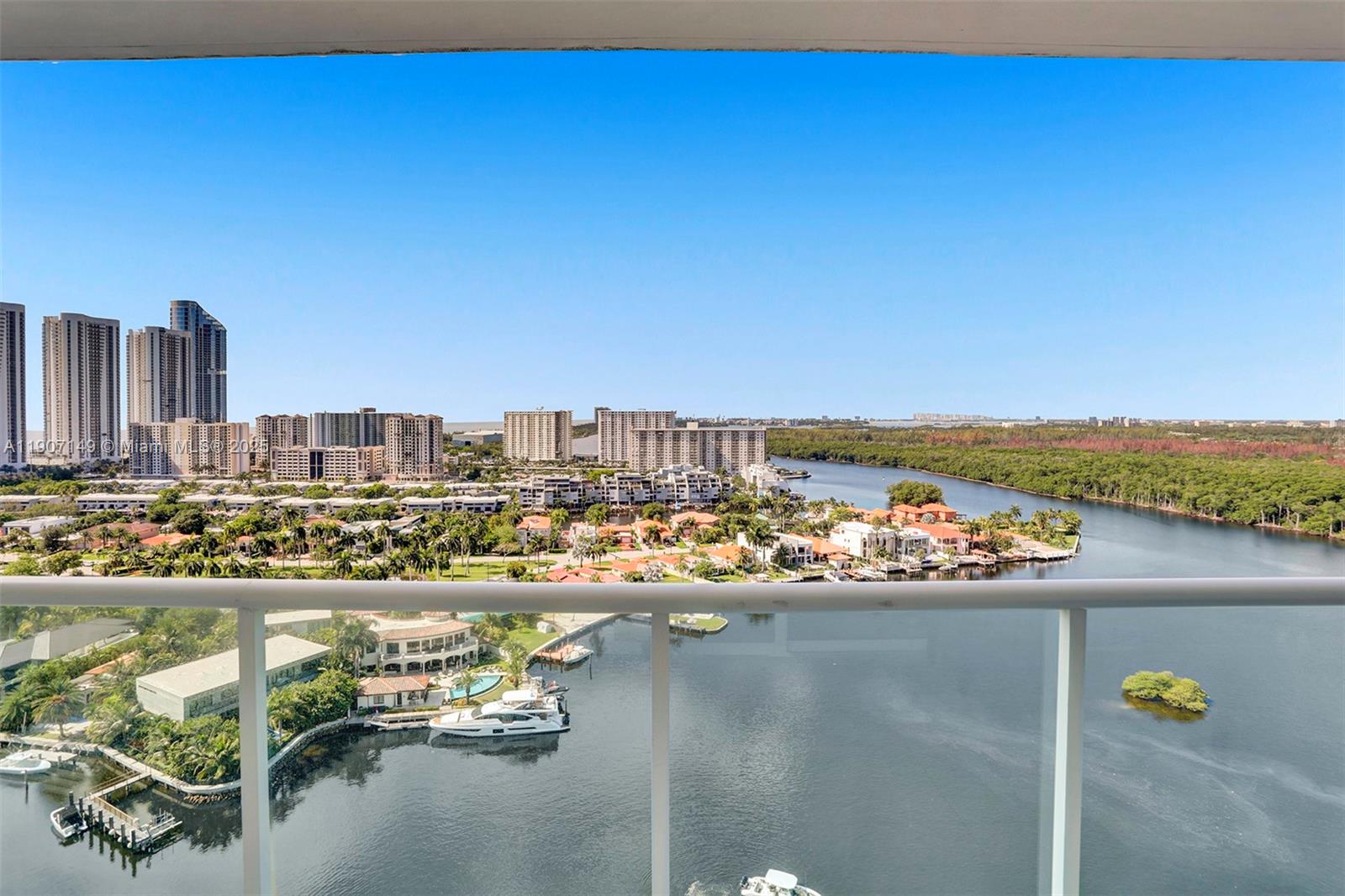 image 400 Sunny Isles37