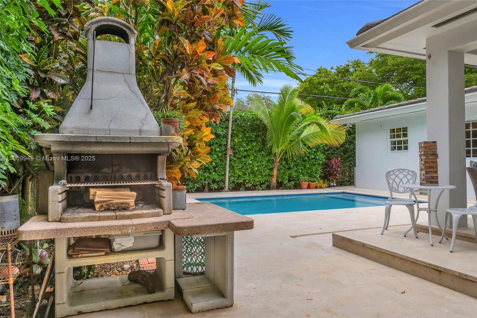 1536 Alegriano Ave Coral Gables, FL 33146