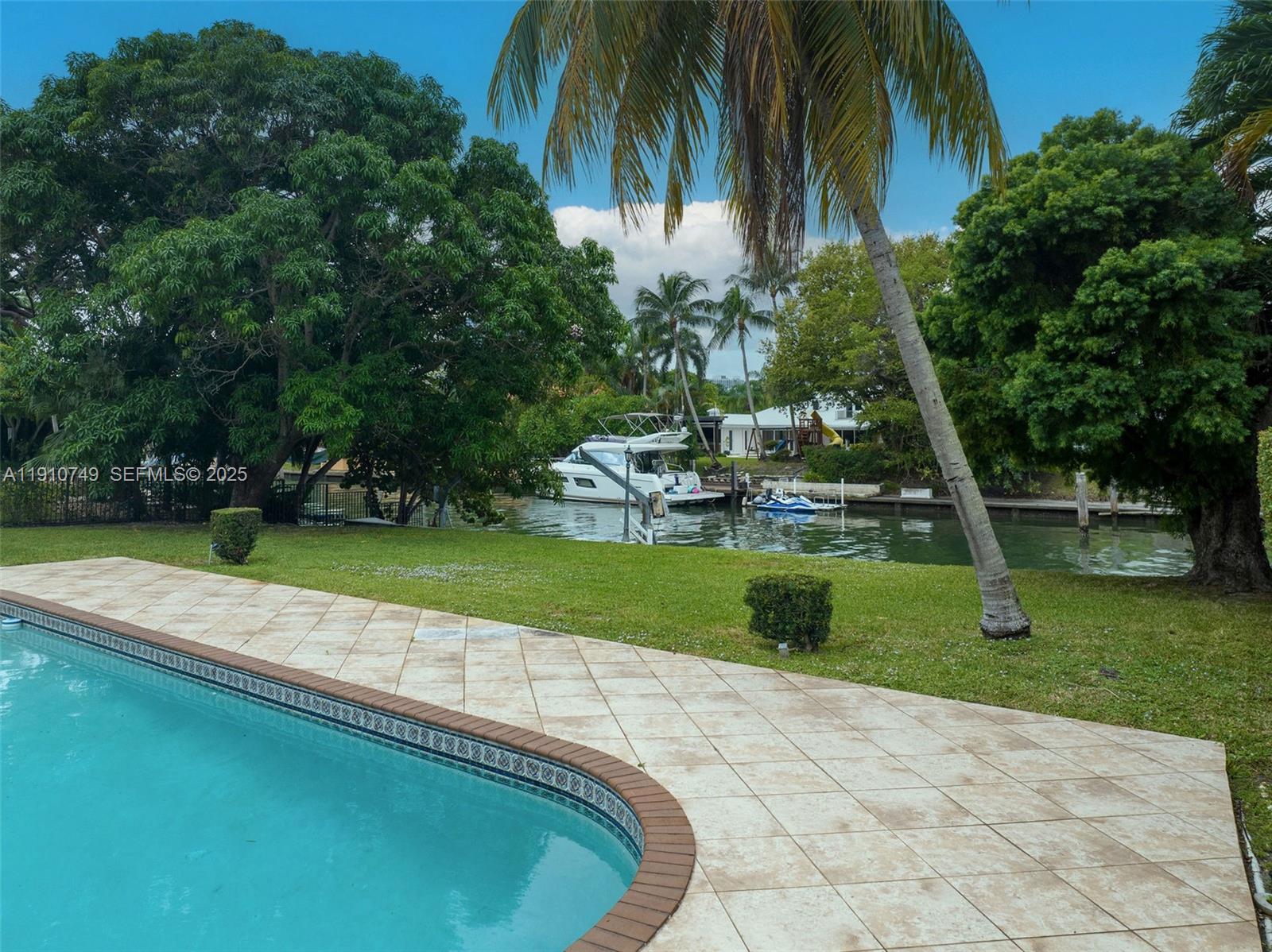 4403 Palm Ln Miami, FL 33137