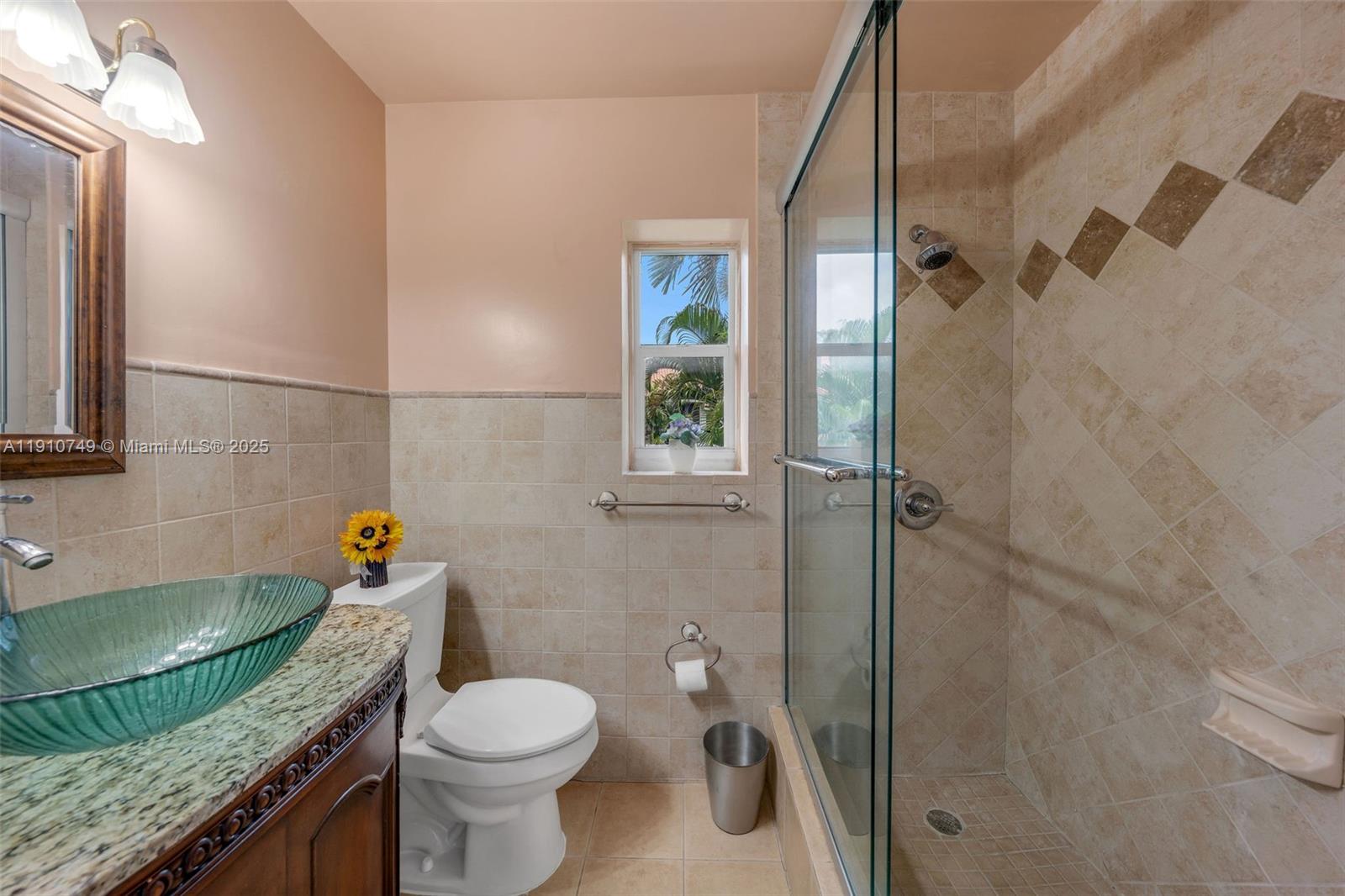 4403 Palm Ln Miami, FL 33137