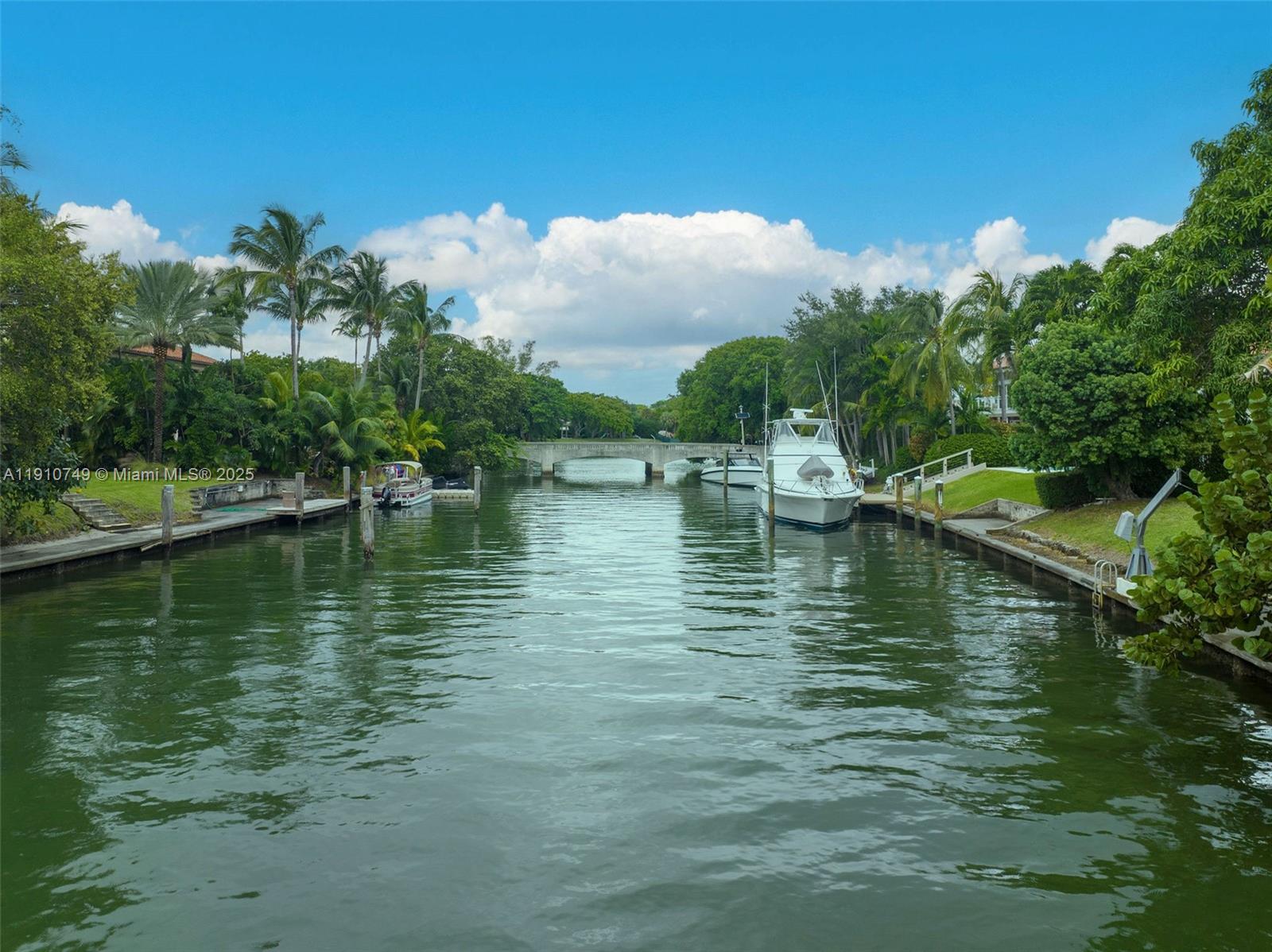 4403 Palm Ln Miami, FL 33137