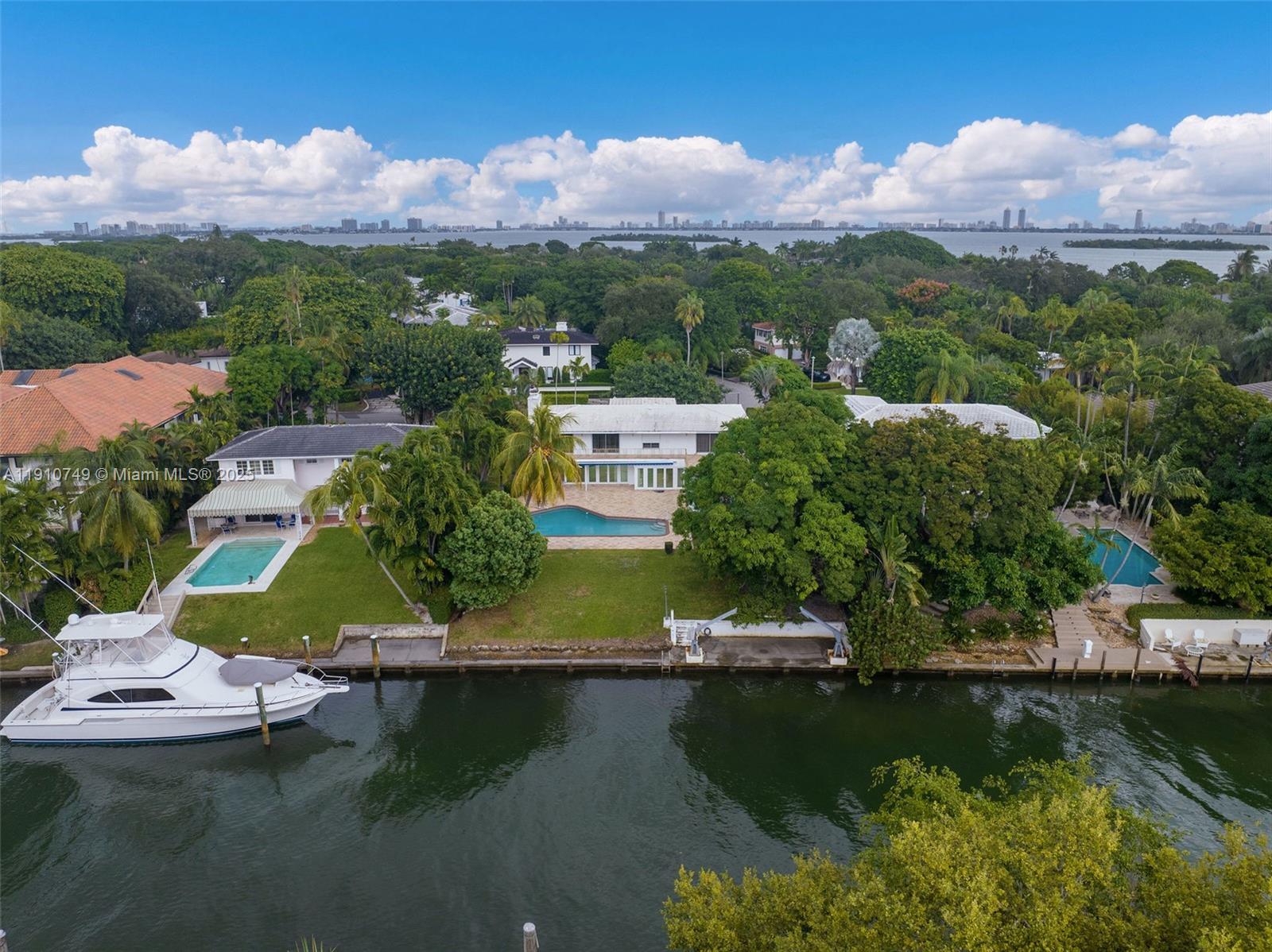 4403 Palm Ln Miami, FL 33137