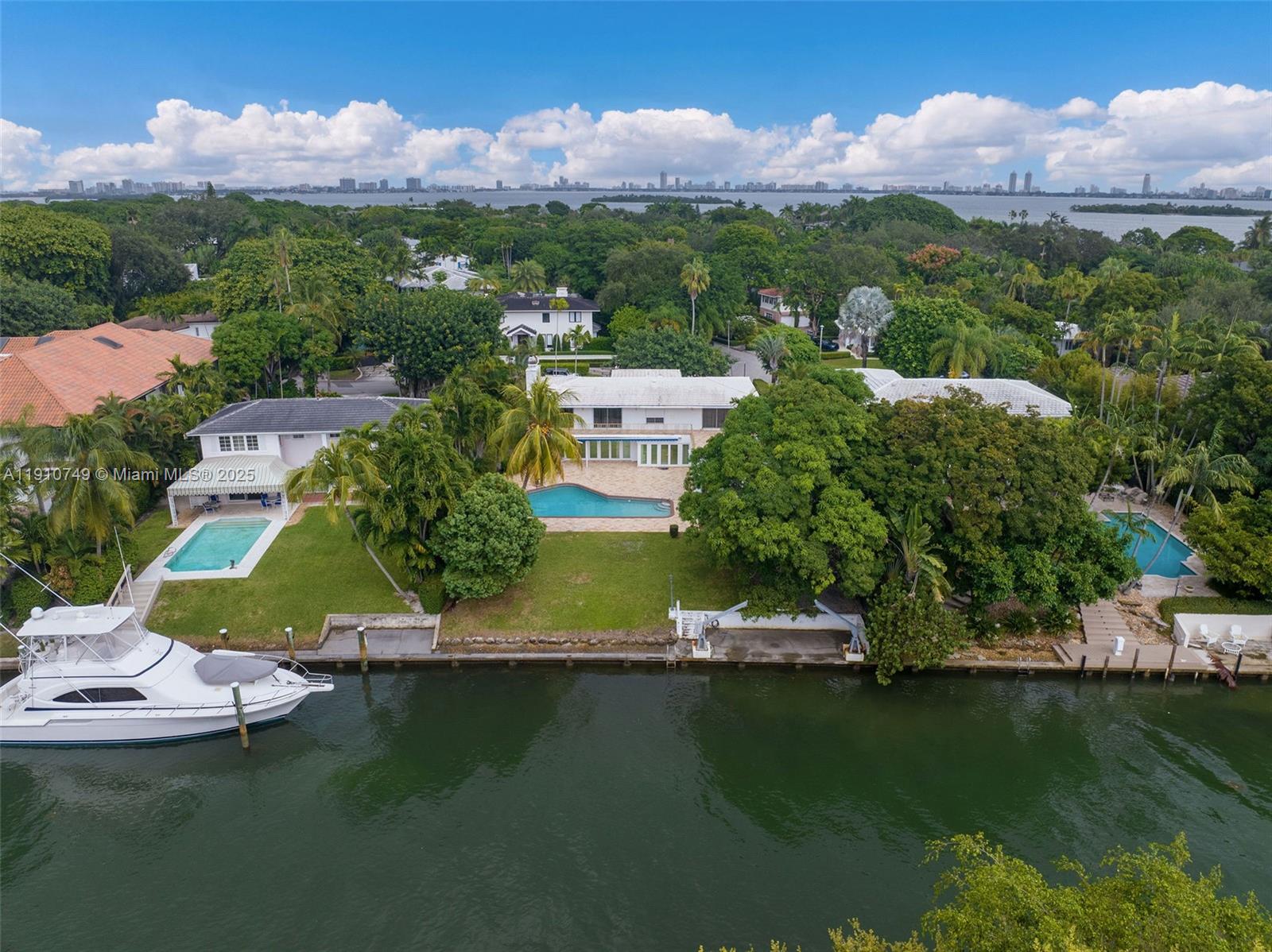 4403 Palm Ln Miami, FL 33137