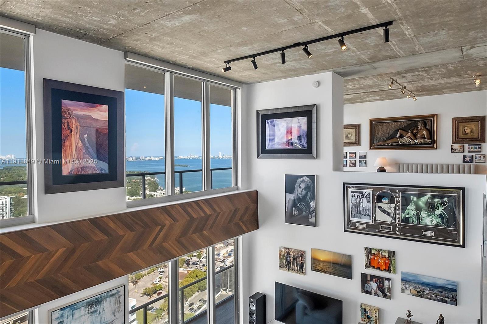 3470 E Coast Ave #PH202 Miami, FL 33137