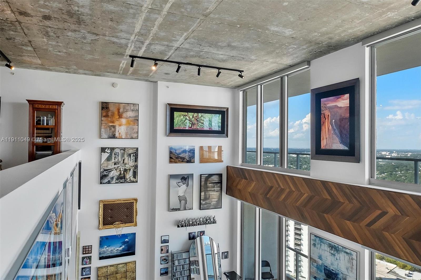 3470 E Coast Ave #PH202 Miami, FL 33137