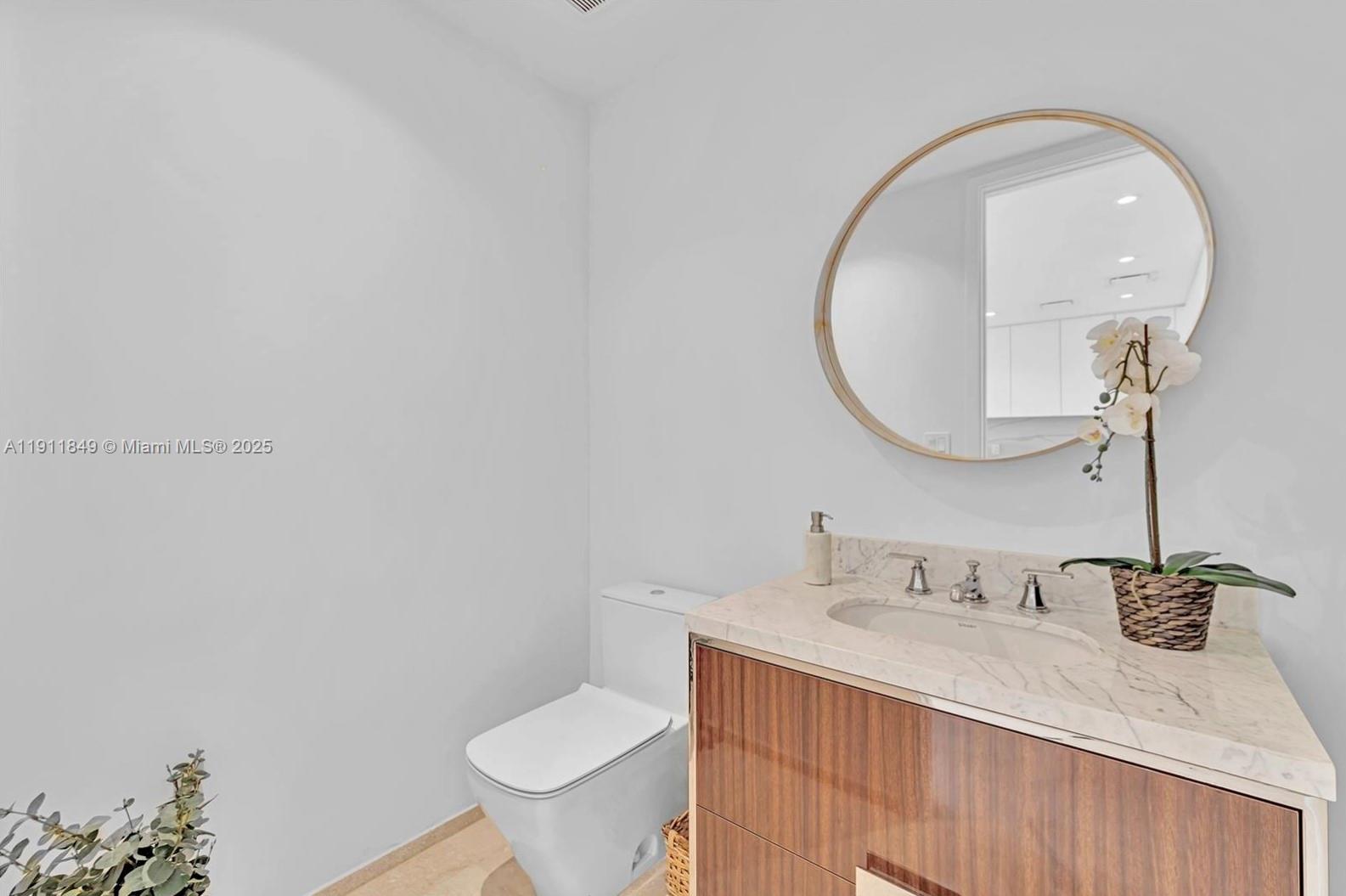 15701 Collins Ave #703 Sunny Isles Beach, FL 33160