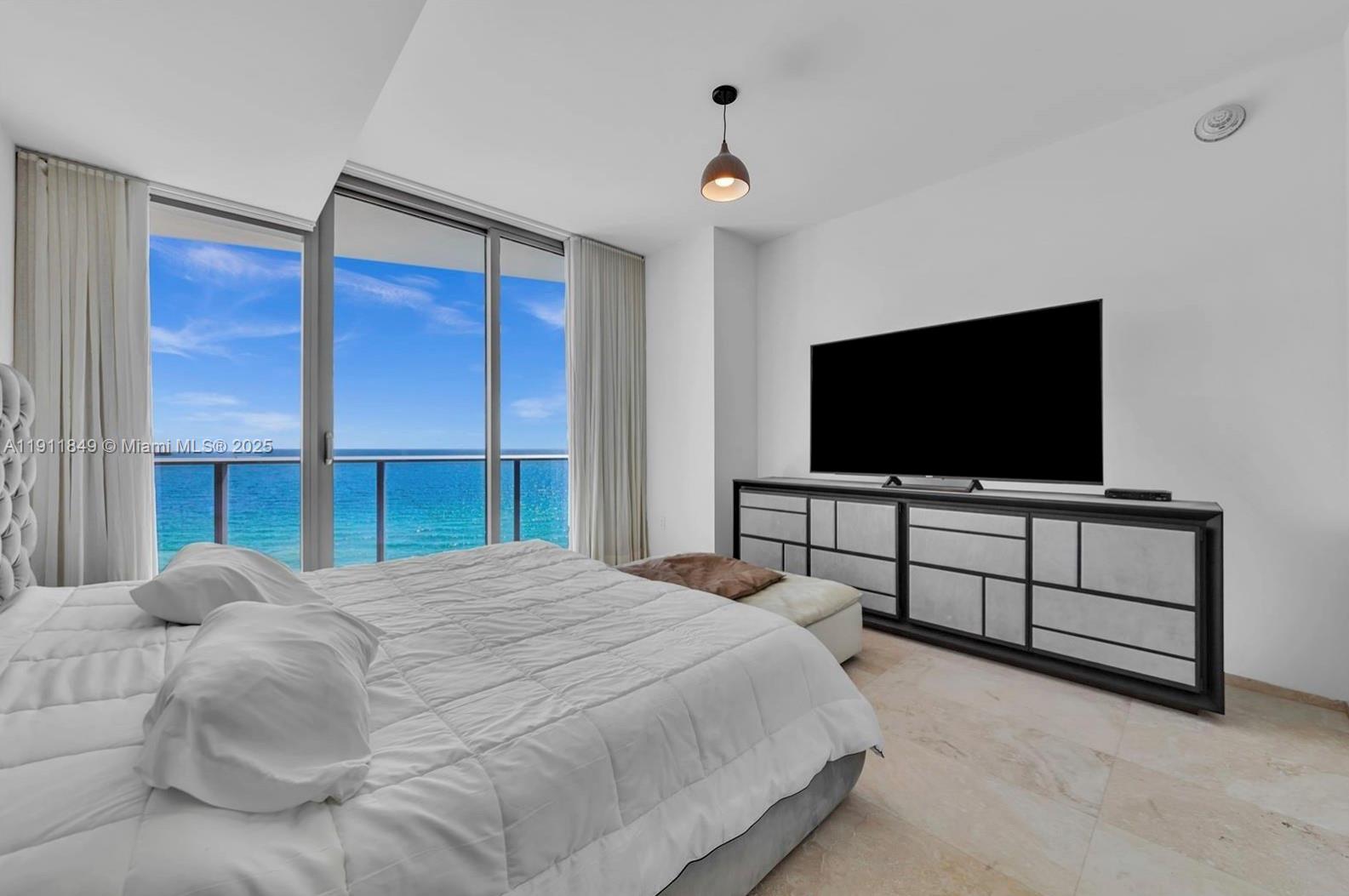15701 Collins Ave #703 Sunny Isles Beach, FL 33160