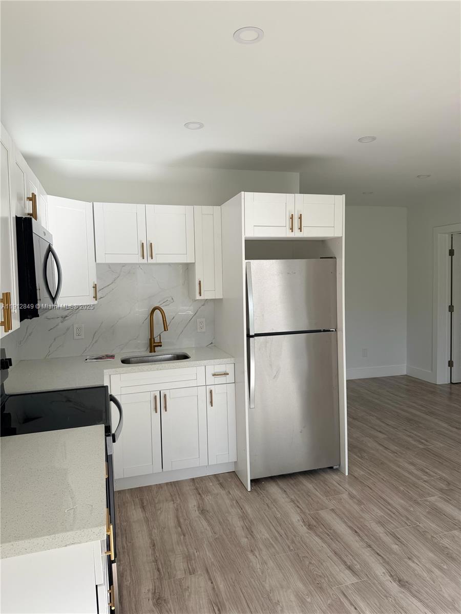 1936 Normandy Dr #5 Miami Beach, FL 33141