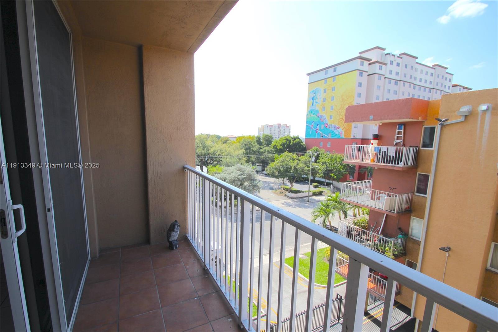 218 NW 12th Ave #502 Miami, FL 33128