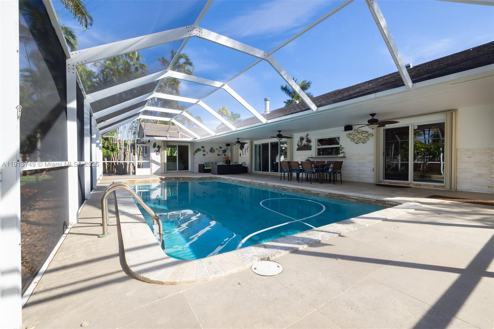 7605 SW 178th Ter Palmetto Bay, FL 33157