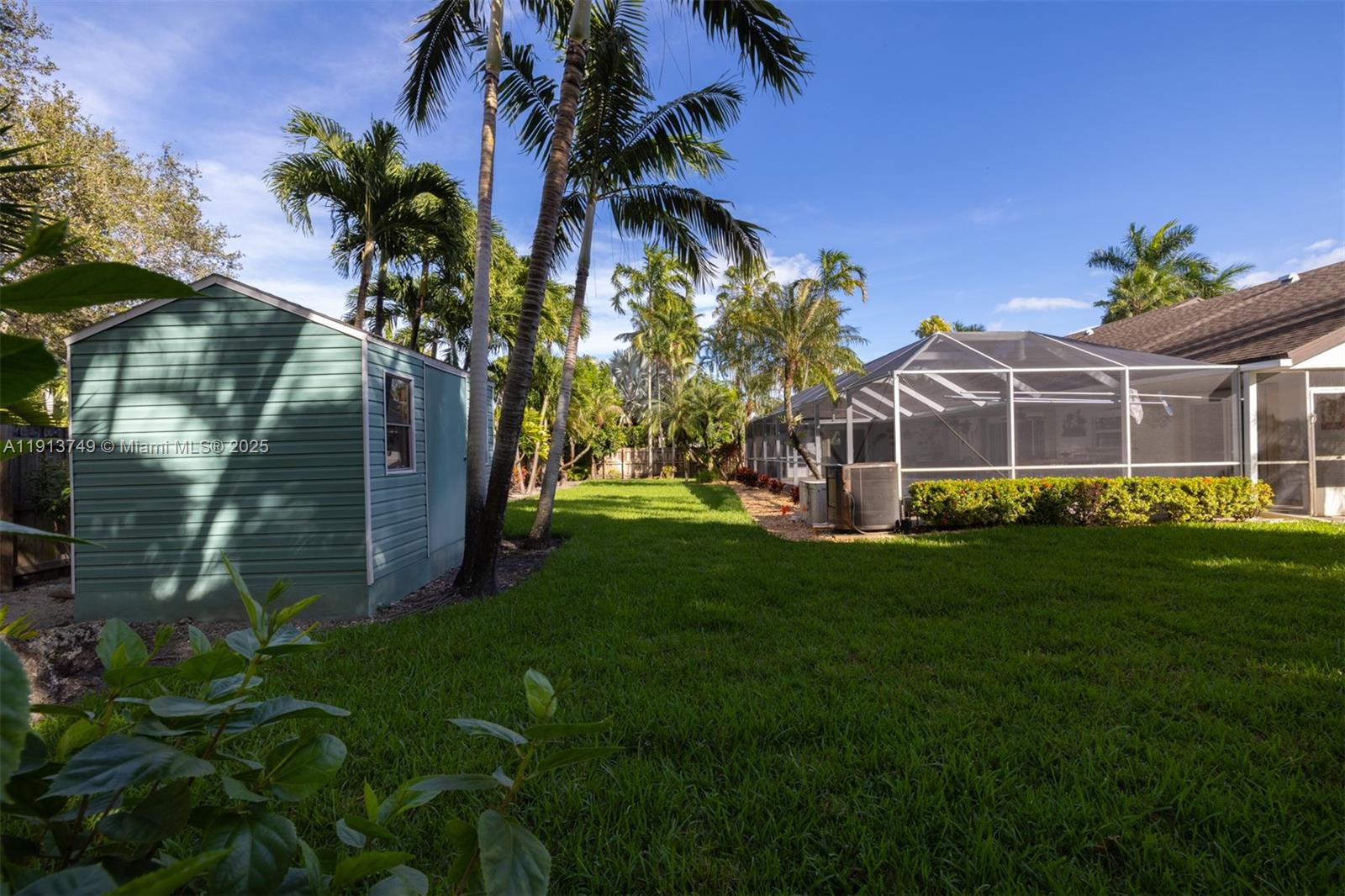 7605 SW 178th Ter Palmetto Bay, FL 33157