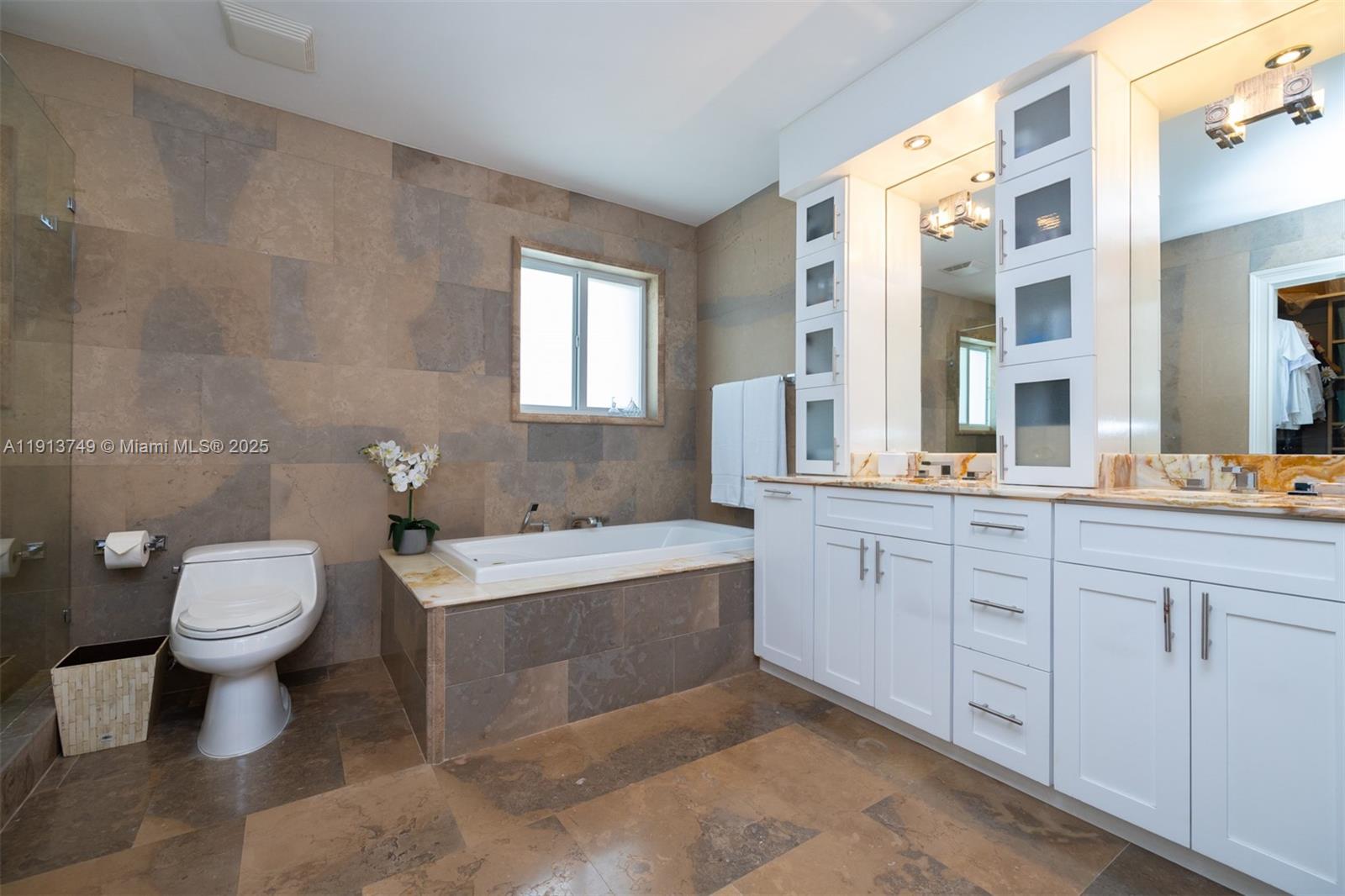 7605 SW 178th Ter Palmetto Bay, FL 33157