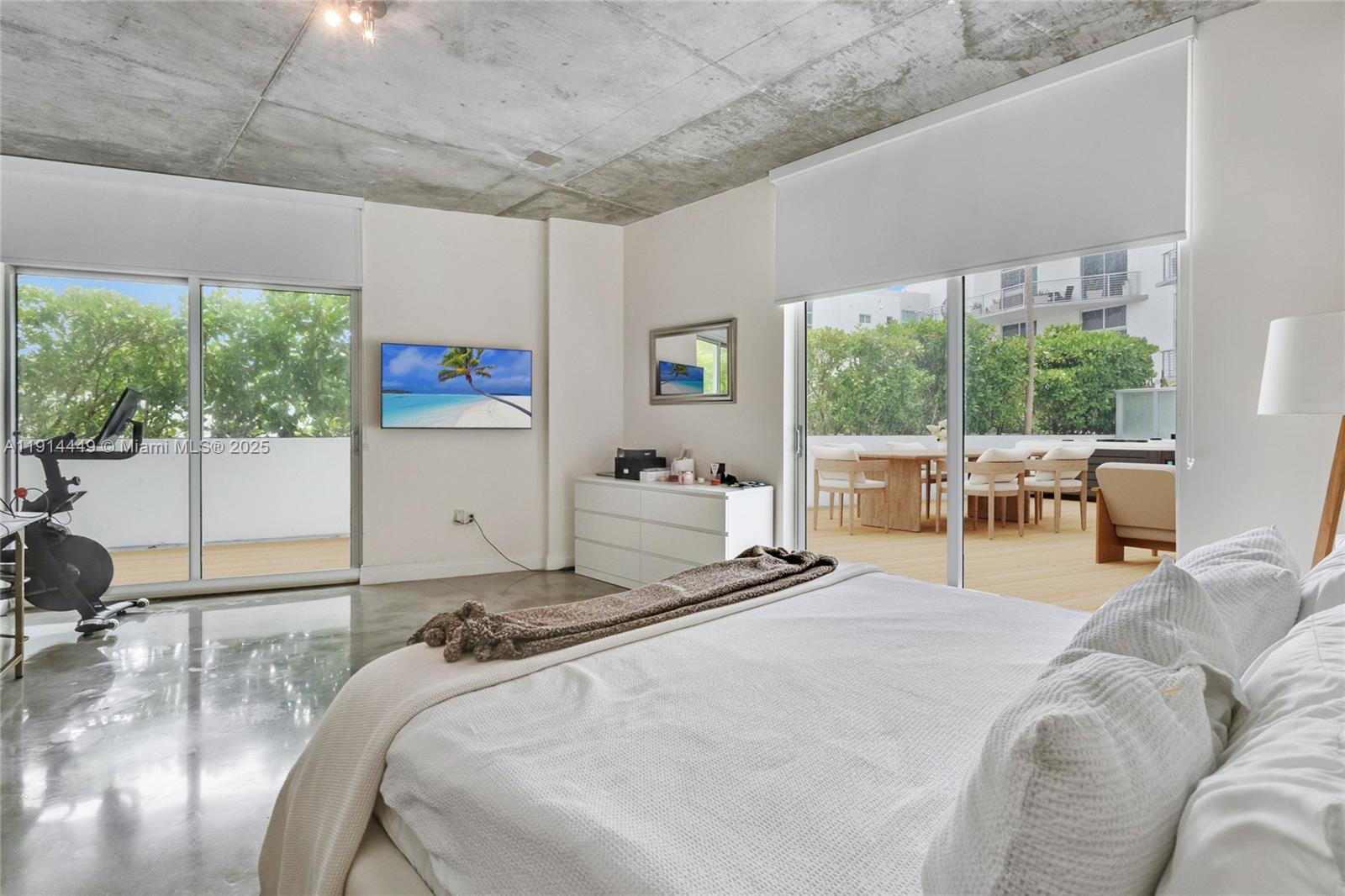 2001 Meridian Ave #314 Miami Beach, FL 33139