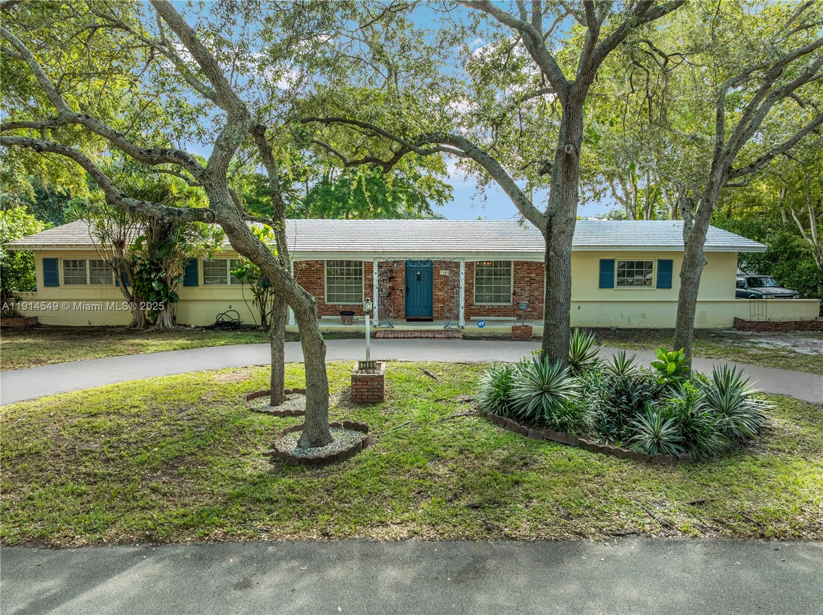 7380 SW 130th St Pinecrest, FL 33156