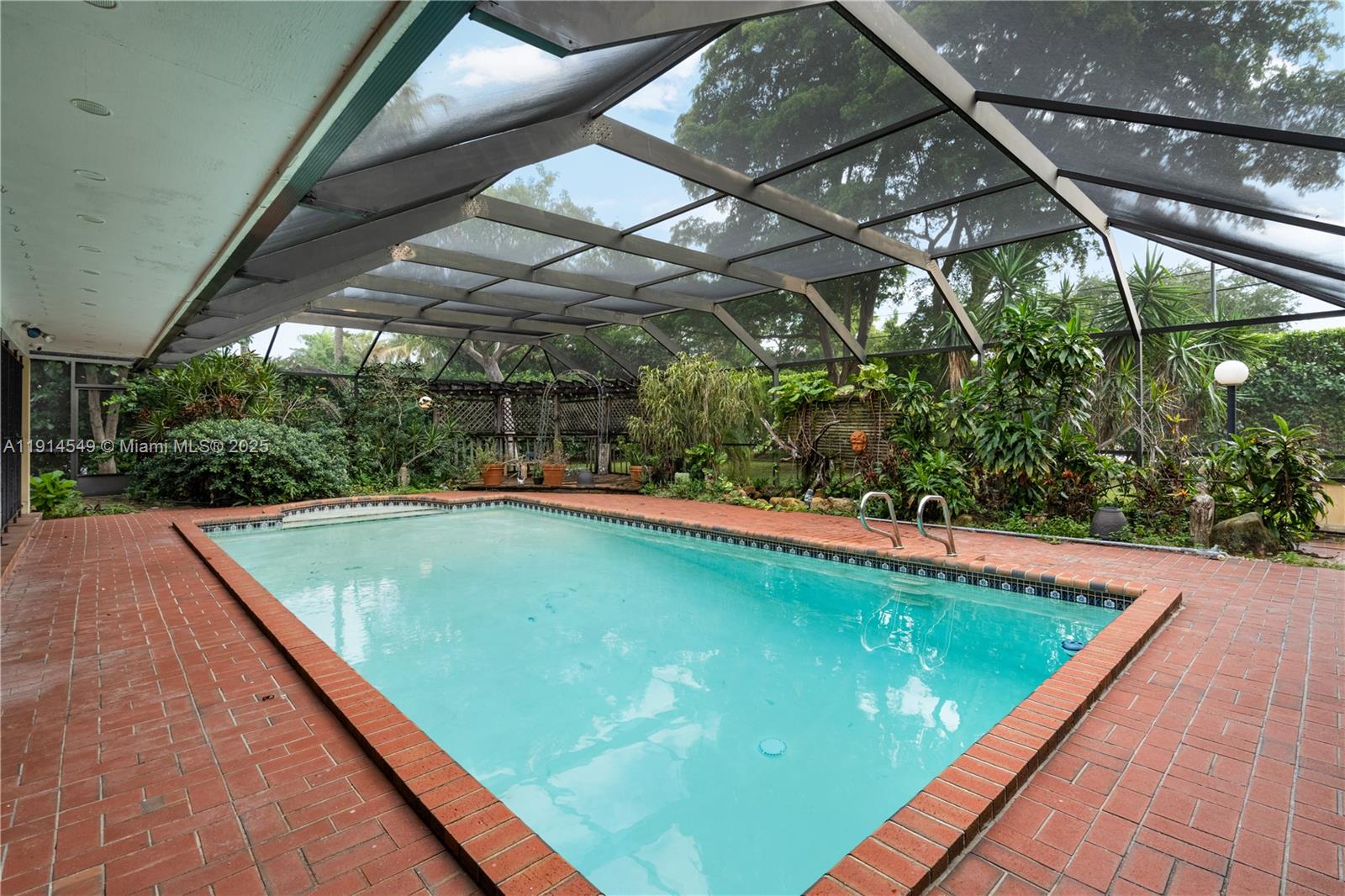 7380 SW 130th St Pinecrest, FL 33156