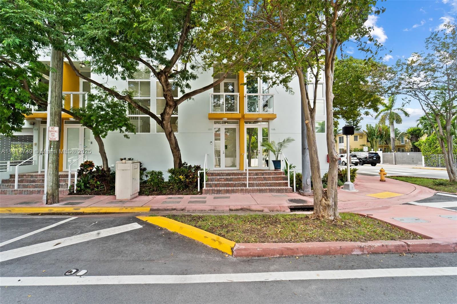 8041 Harding Ave #105 Miami Beach, FL 33141